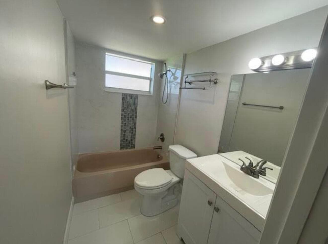 705 Lori Dr Drive 216, Palm Springs, FL 33461 — photo 5 of 13