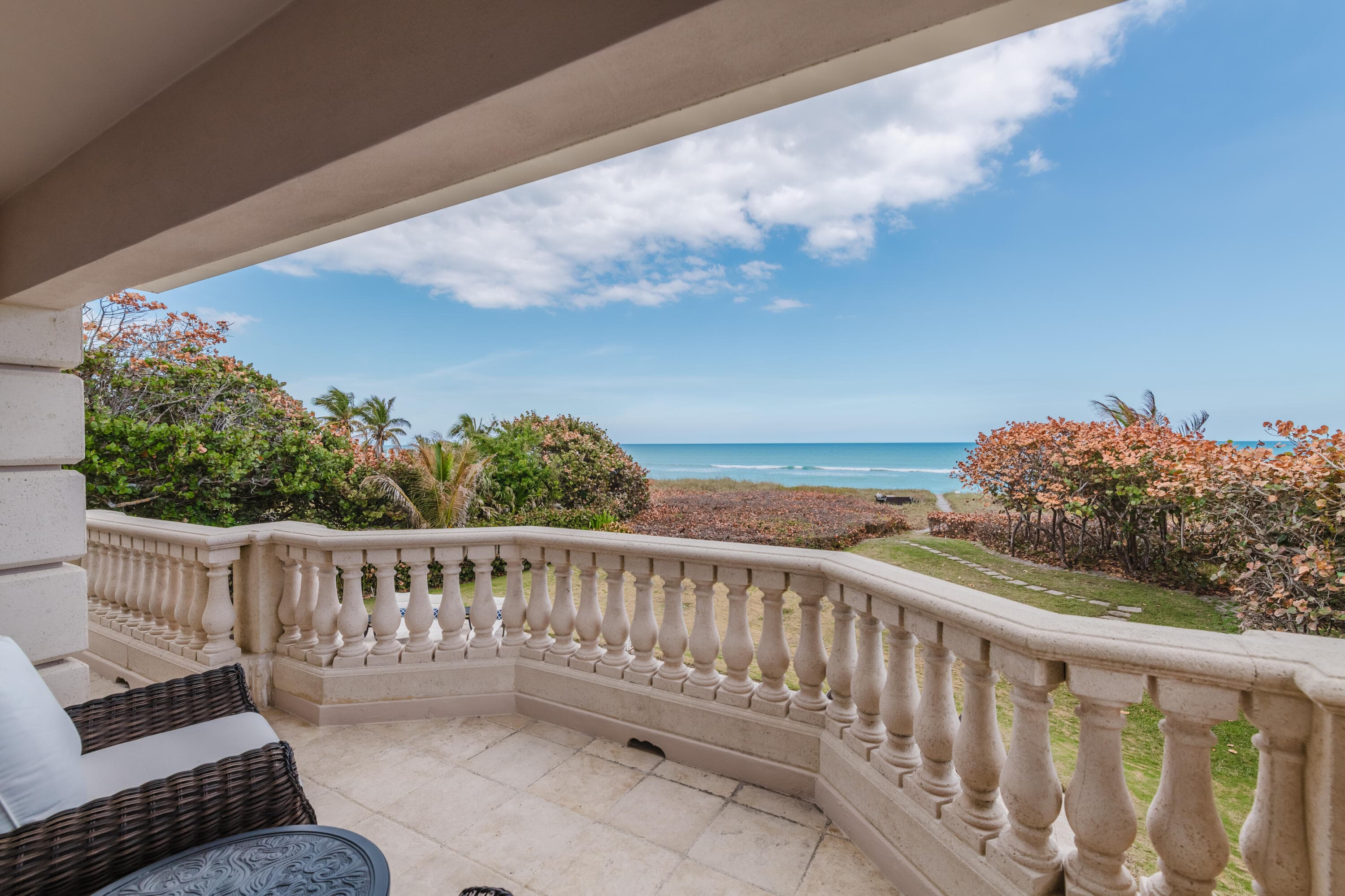 19 N Beach Road, Jupiter Island, FL 33455 — photo 43 of 80