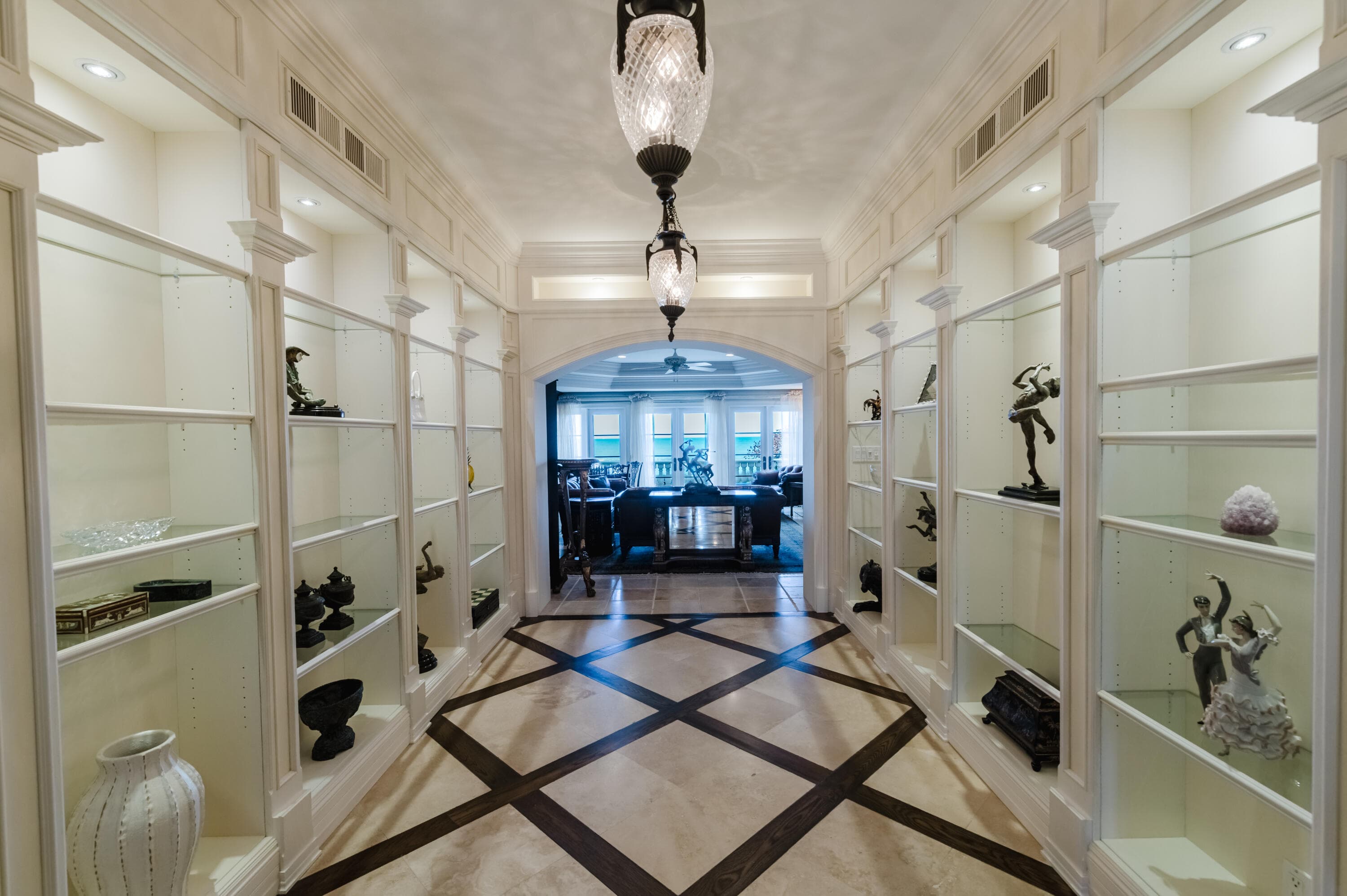19 N Beach Road, Jupiter Island, FL 33455 — photo 39 of 80