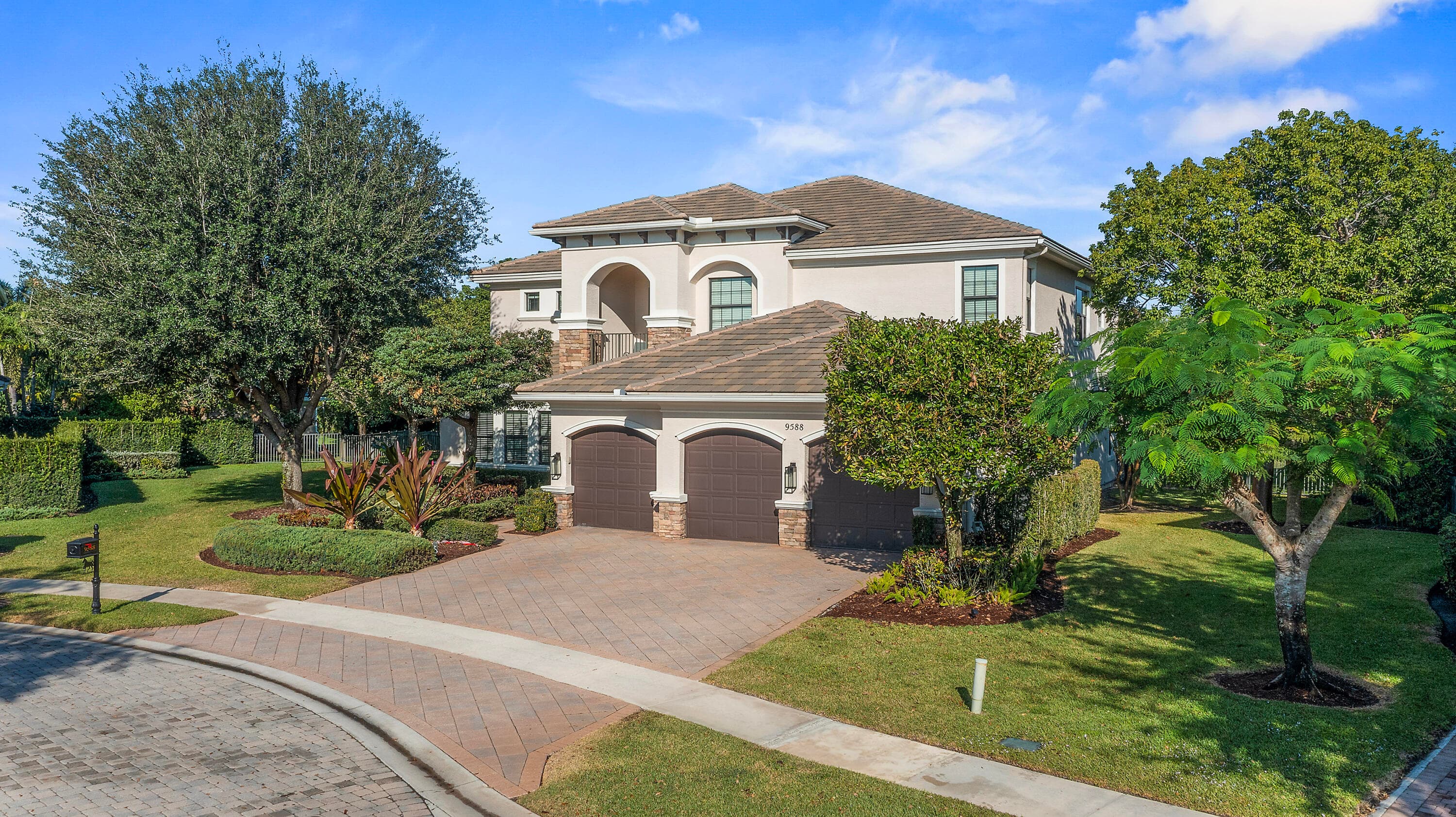 9588 Equus Circle, Boynton Beach, FL 33472 — photo 3 of 54