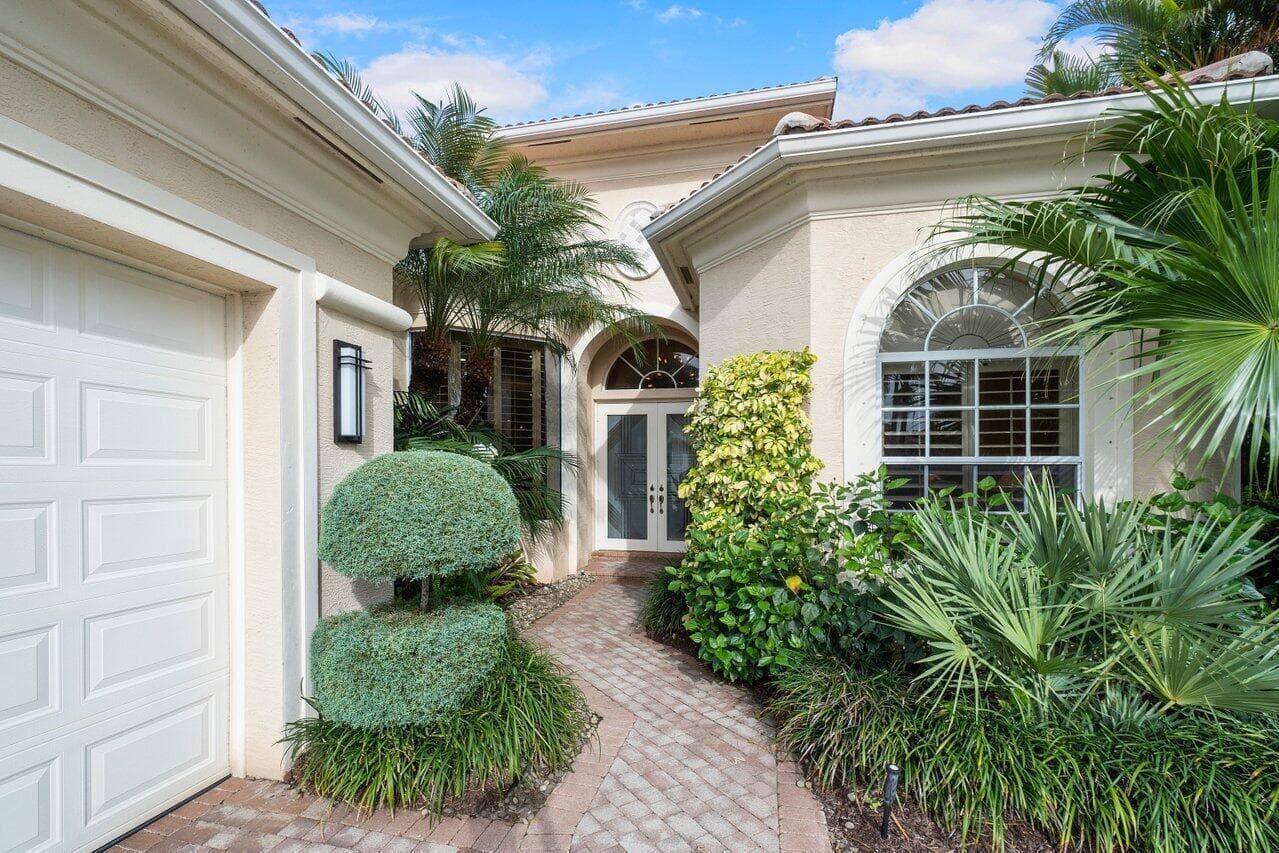 237 Porto Vecchio Way, Palm Beach Gardens, FL 33418 — photo 1 of 33