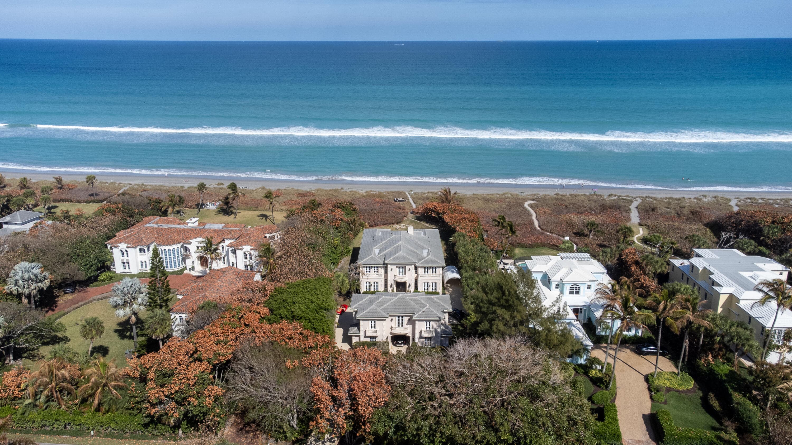 19 N Beach Road, Jupiter Island, FL 33455 — photo 1 of 80