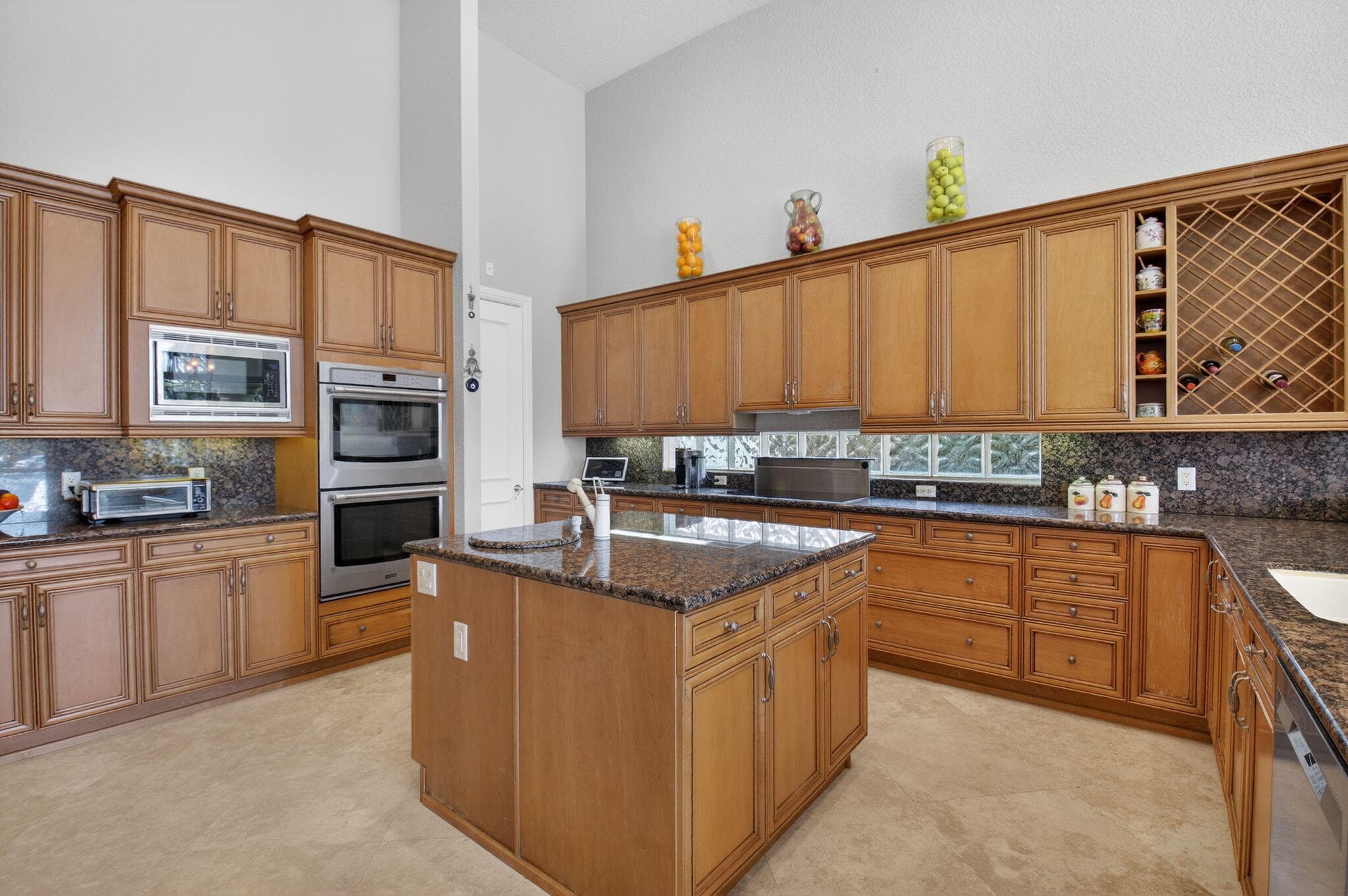 3171 Jasmine Drive, Delray Beach, FL 33483 — photo 16 of 62