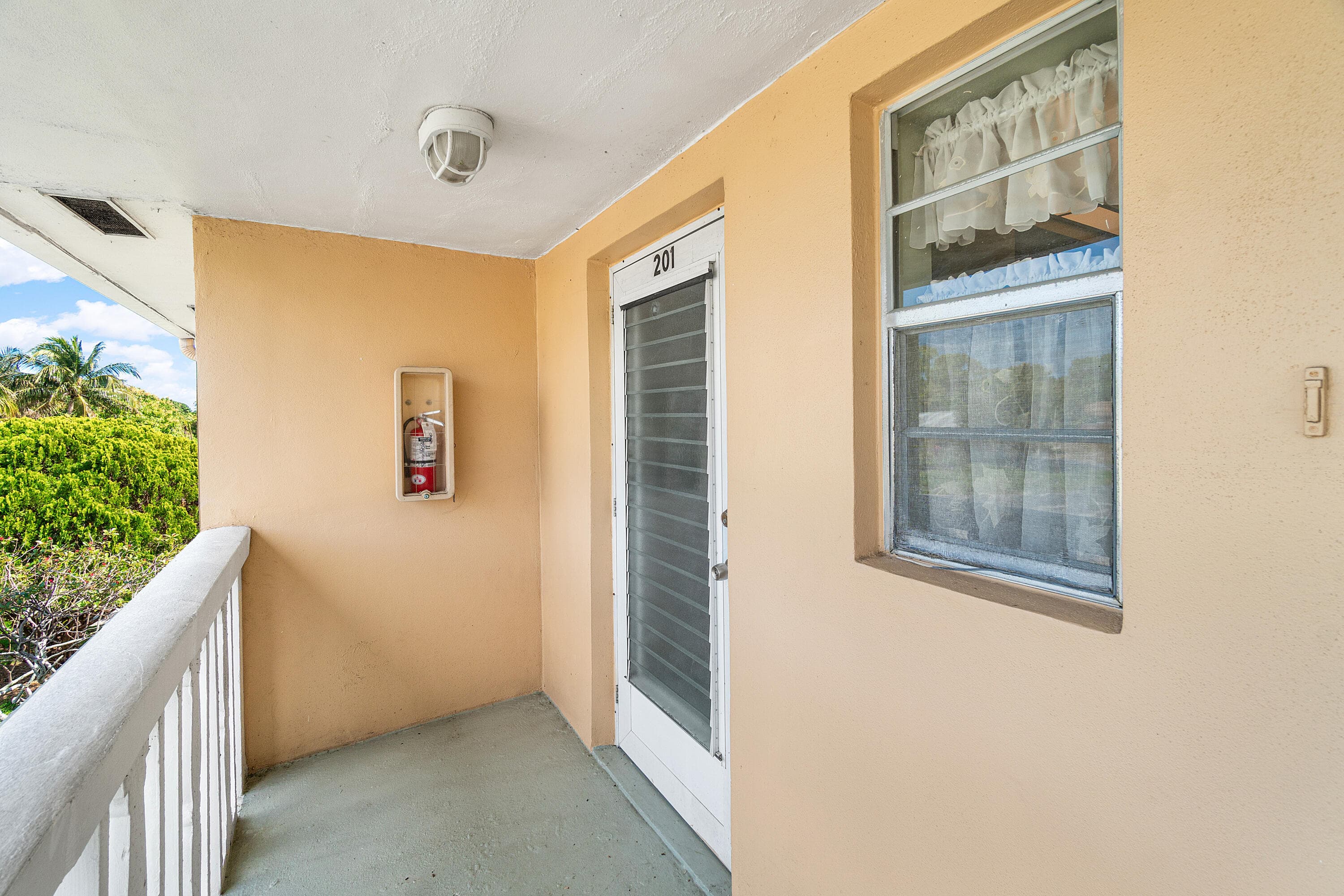 108 NE 20th Avenue NE 201, Boynton Beach, FL 33435 — photo 6 of 39