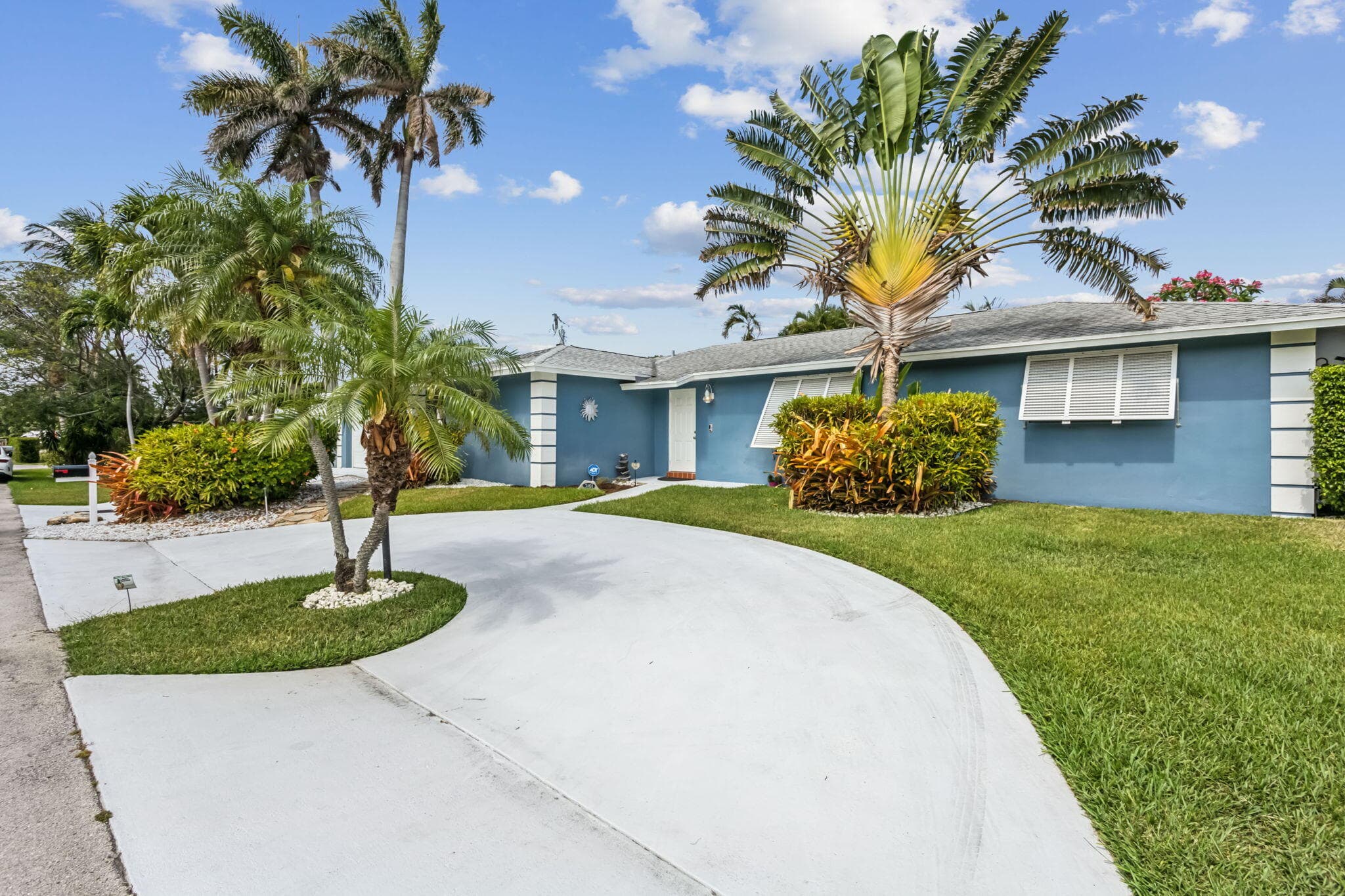 3101 Pierson Drive, Delray Beach, FL 33483 — photo 4 of 34