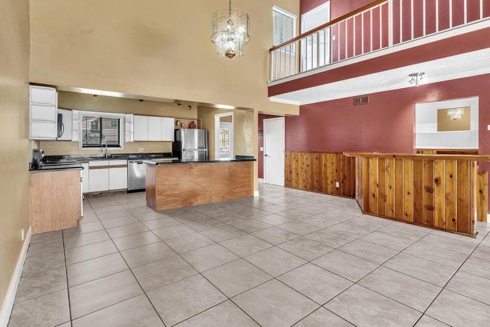 2438 Southridge Road, Delray Beach, FL 33444 — photo 11 of 52