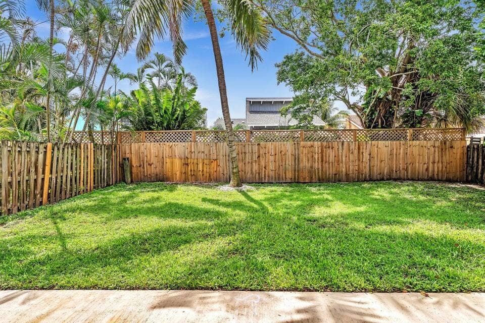 2438 Southridge Road, Delray Beach, FL 33444 — photo 45 of 52