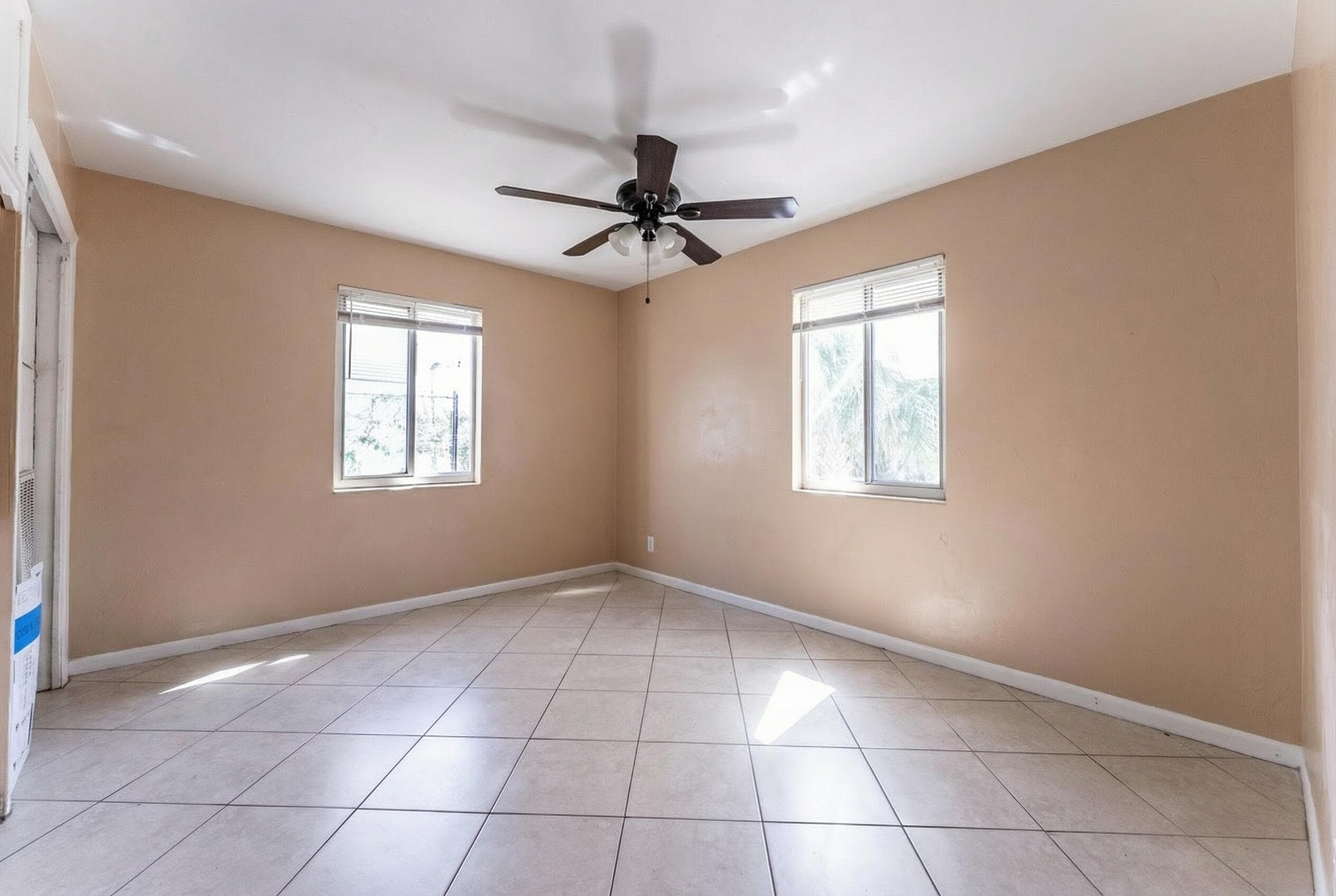 137 W 34th Street, Riviera Beach, FL 33404 — photo 7 of 26