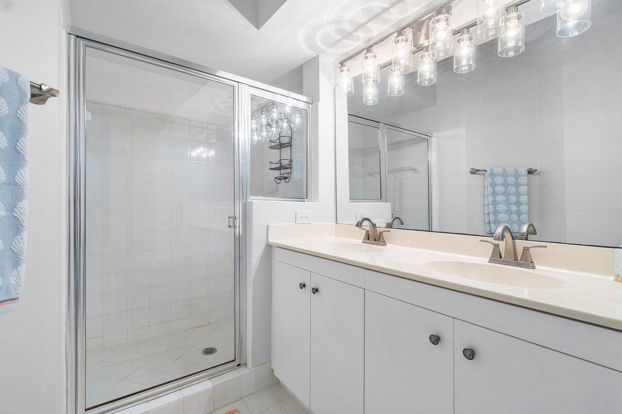 2408 Tuscany Way 2408, Boynton Beach, FL 33435 — photo 18 of 50