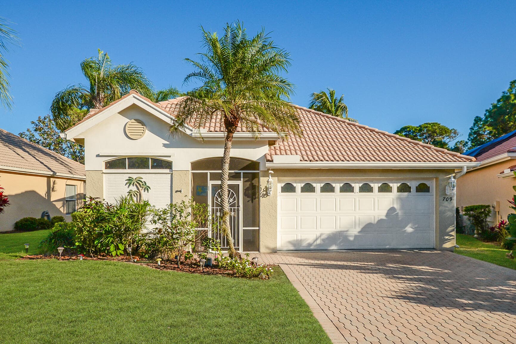 709 SW Saint Vincent Cove, Port St. Lucie, FL 34986 — photo 1 of 68