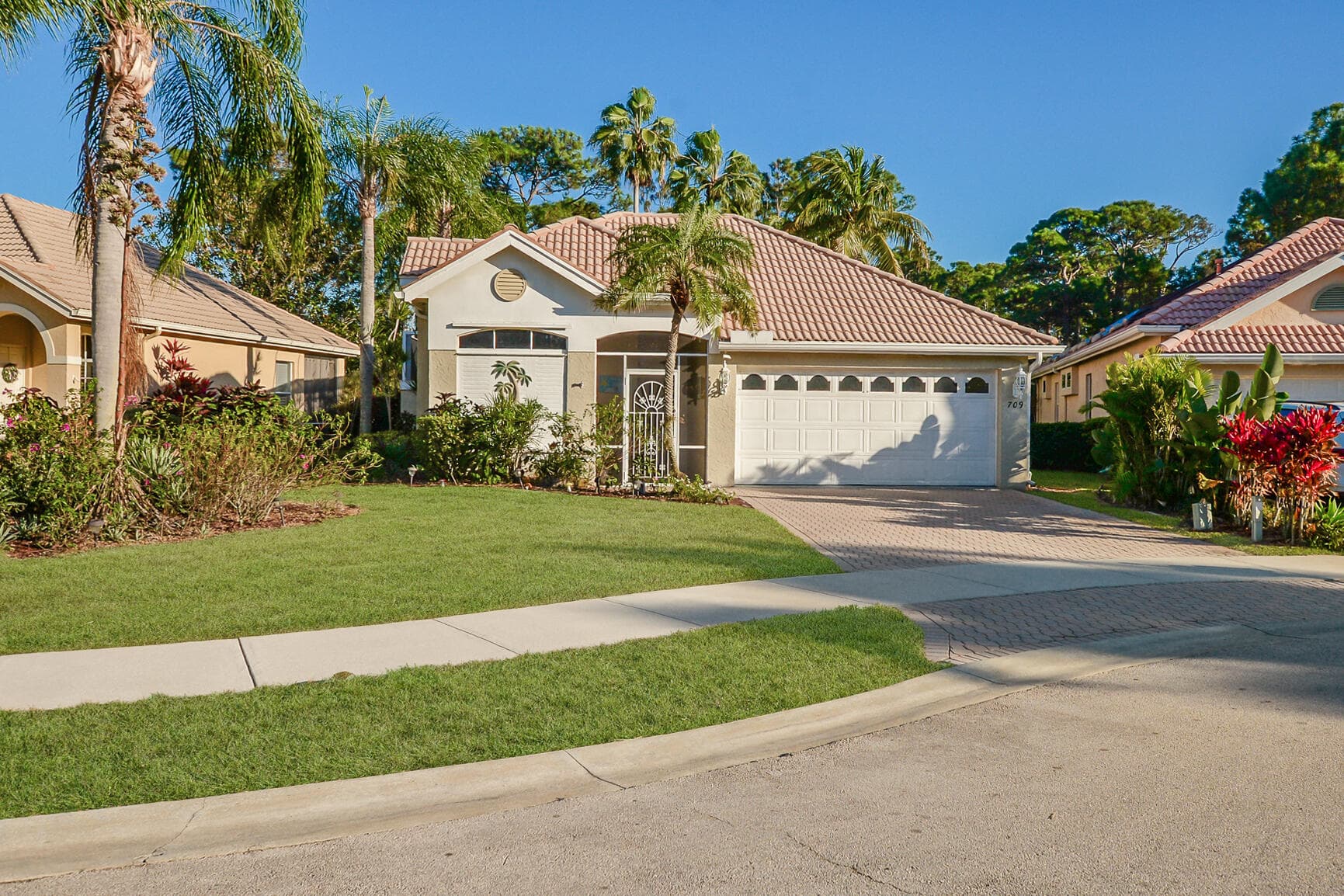 709 SW Saint Vincent Cove, Port St. Lucie, FL 34986 — photo 2 of 68