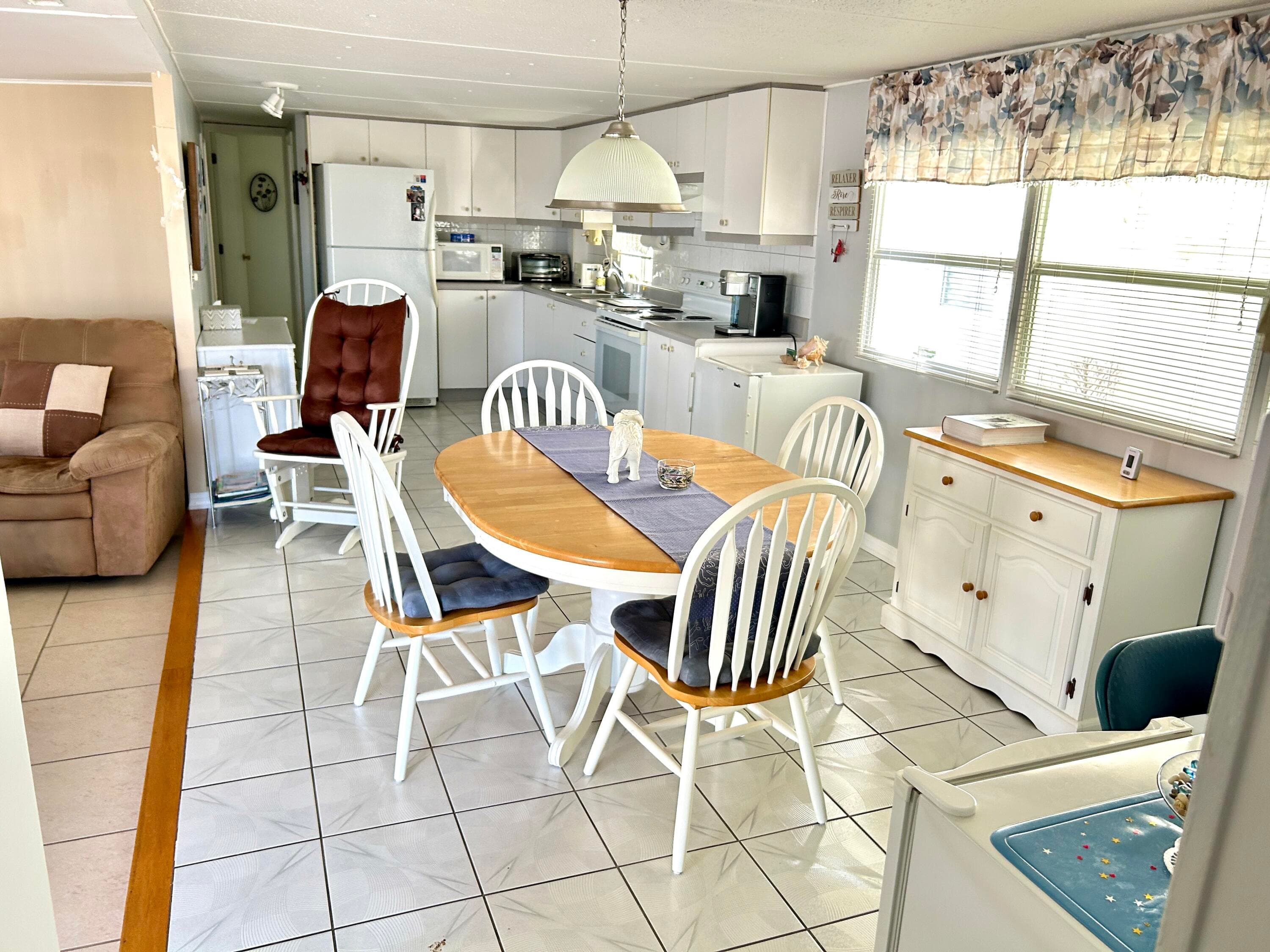 3332 Broadway Street, Hollywood, FL 33021 — photo 13 of 36