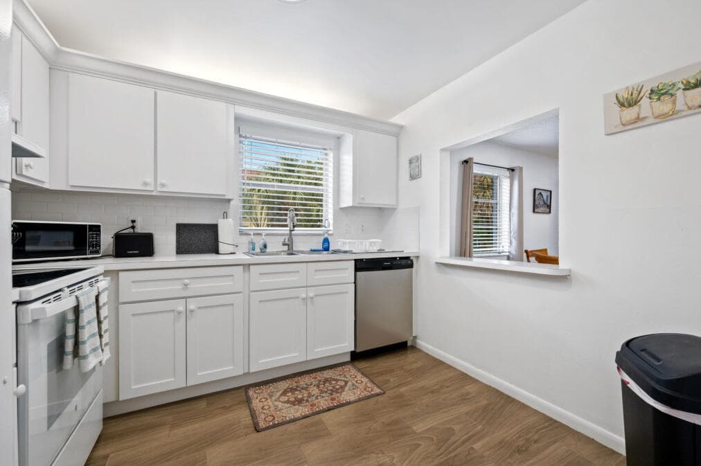 308 Southwind Court 1, North Palm Beach, FL 33408 — photo 11 of 24