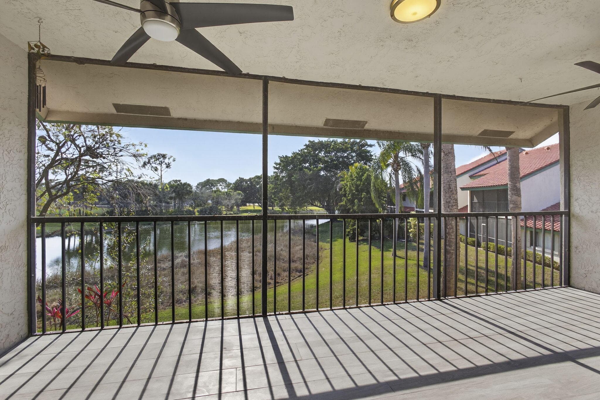 9 Lexington Lane E F, Palm Beach Gardens, FL 33418 — photo 25 of 27