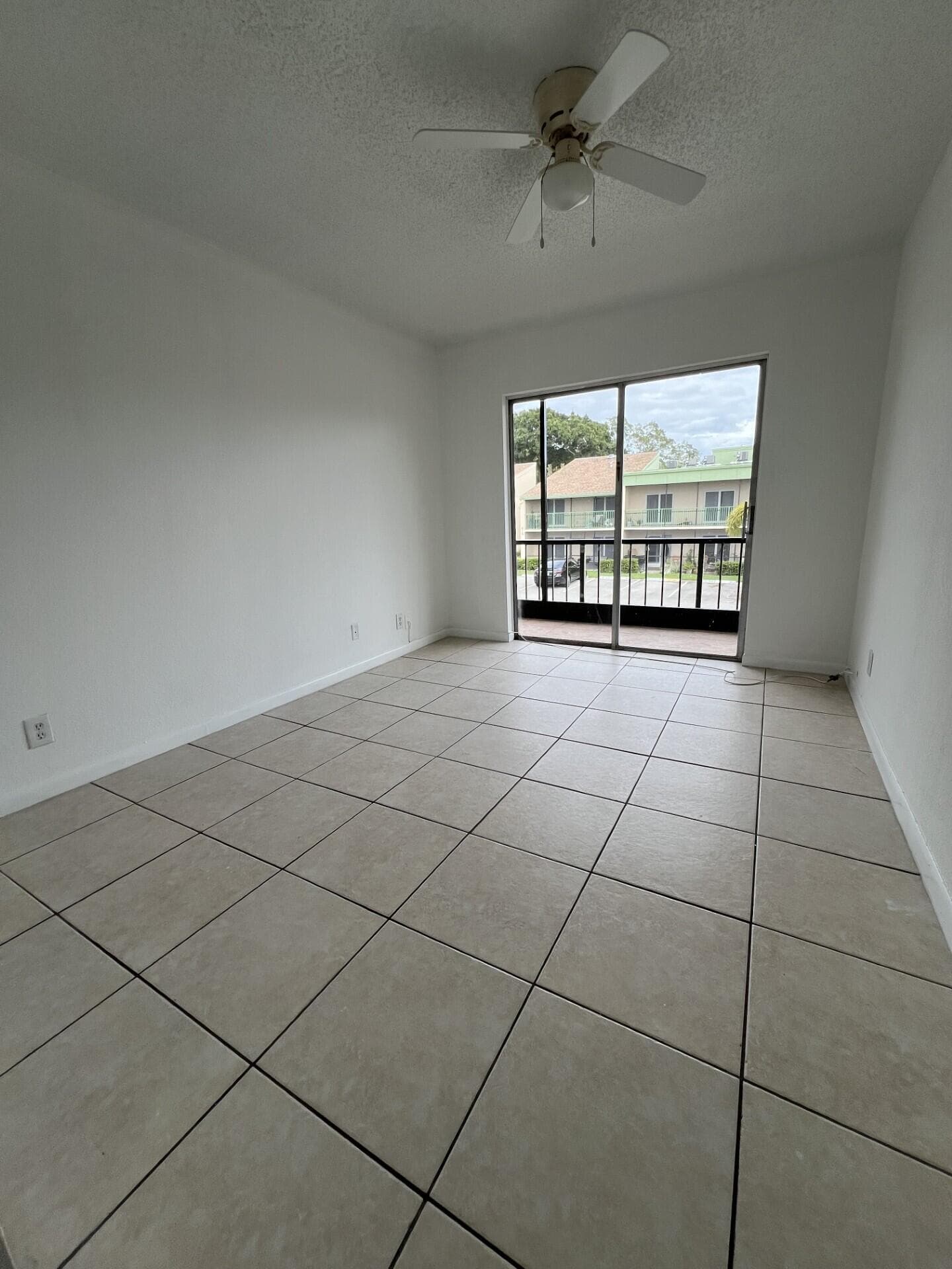 4129 NW 88th Avenue 202, Coral Springs, FL 33065 — photo 10 of 13