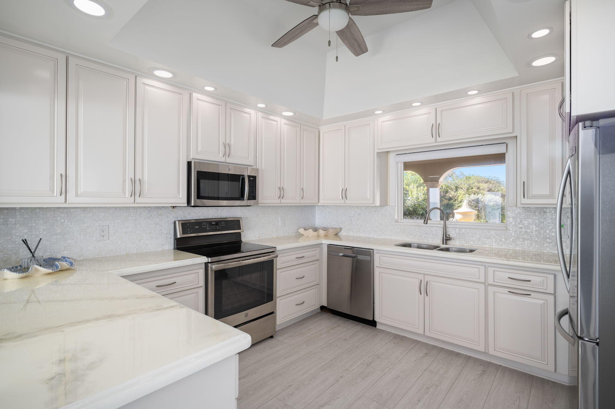 3766 Ocean Drive, Vero Beach, FL 32963 — photo 16 of 44