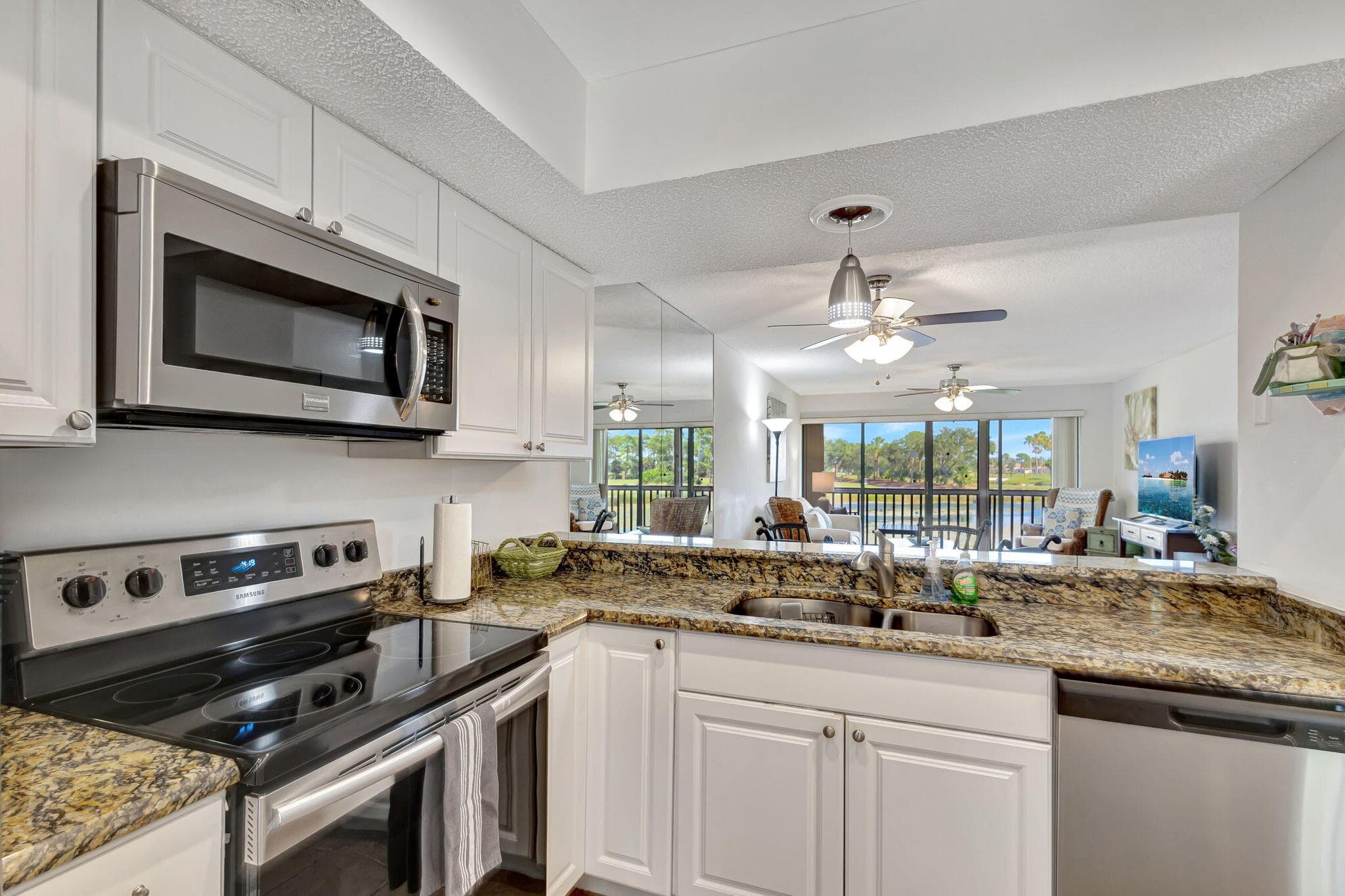 348 Brackenwood Circle, Palm Beach Gardens, FL 33418 — photo 21 of 75