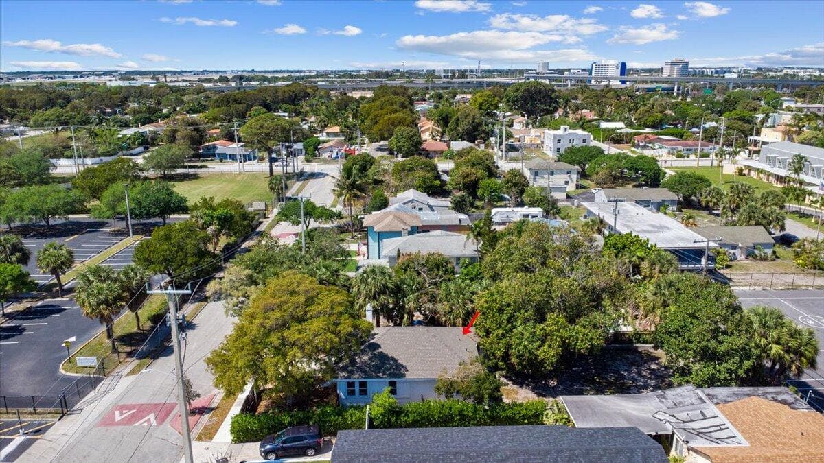 815 Omar Road, West Palm Beach, FL 33405 — photo 29 of 32