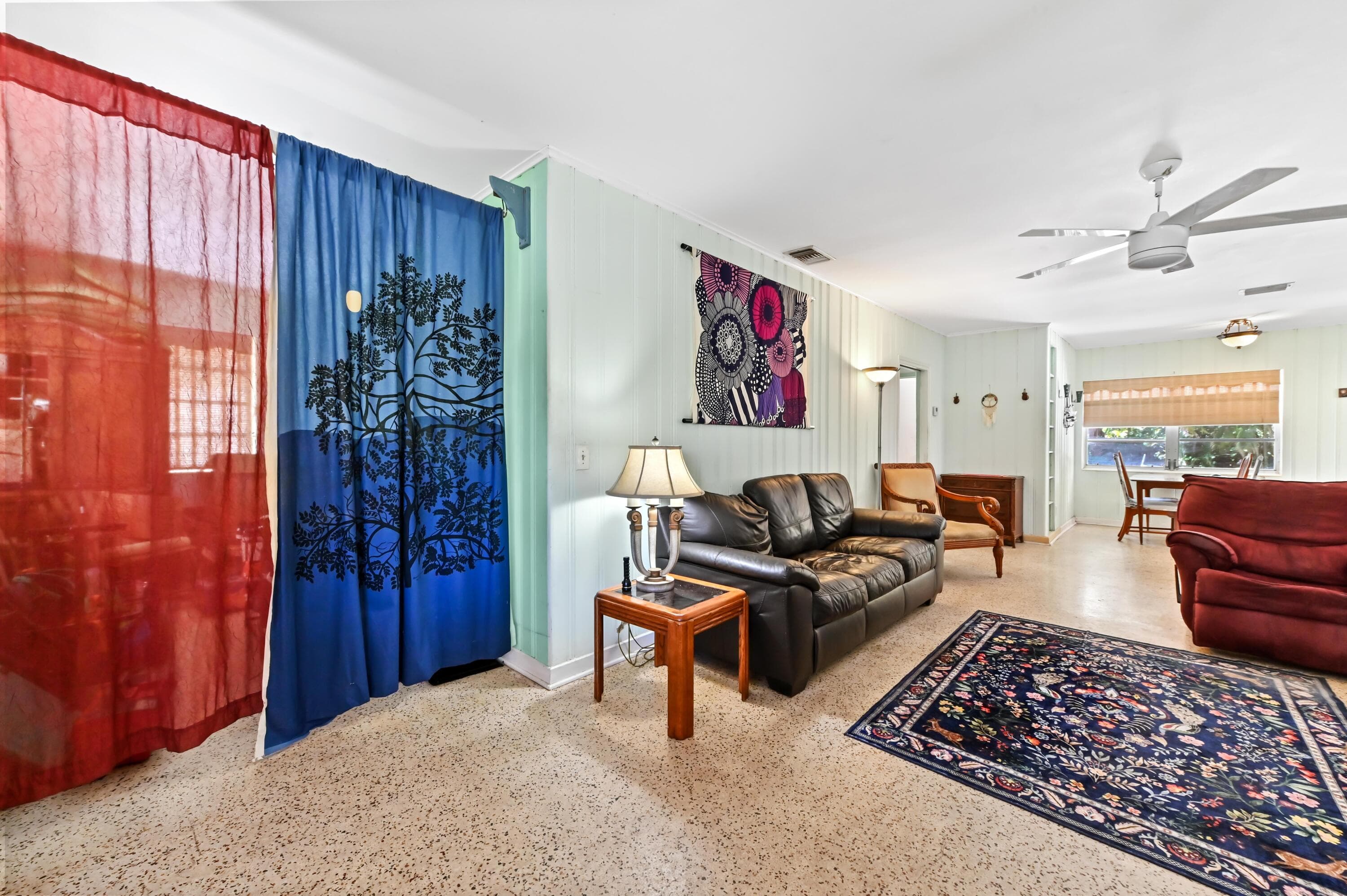 411 N Lakeside Drive, Lake Worth Beach, FL 33460 — photo 6 of 25