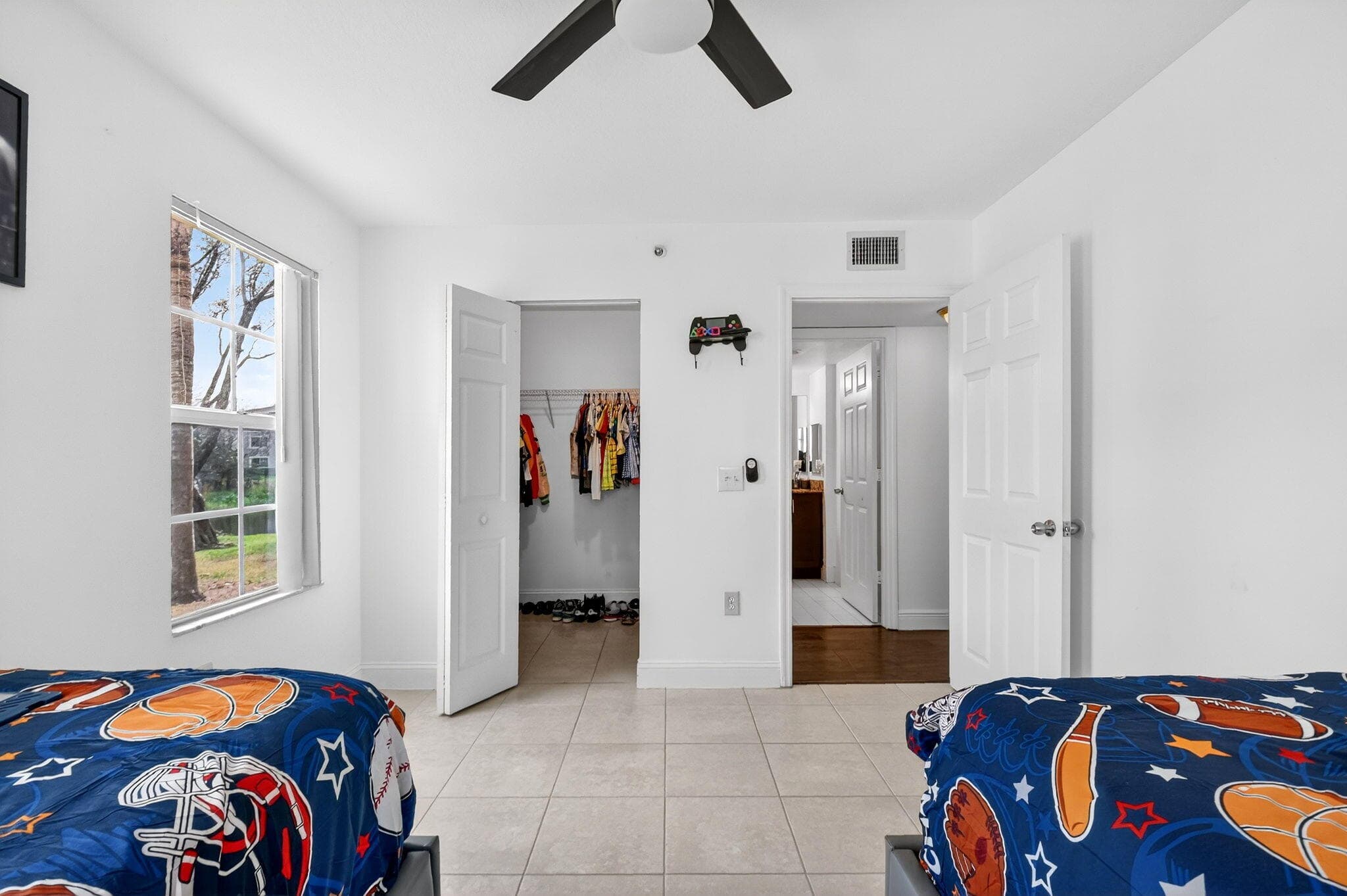 4151 San Marino Boulevard 101, West Palm Beach, FL 33409 — photo 17 of 31