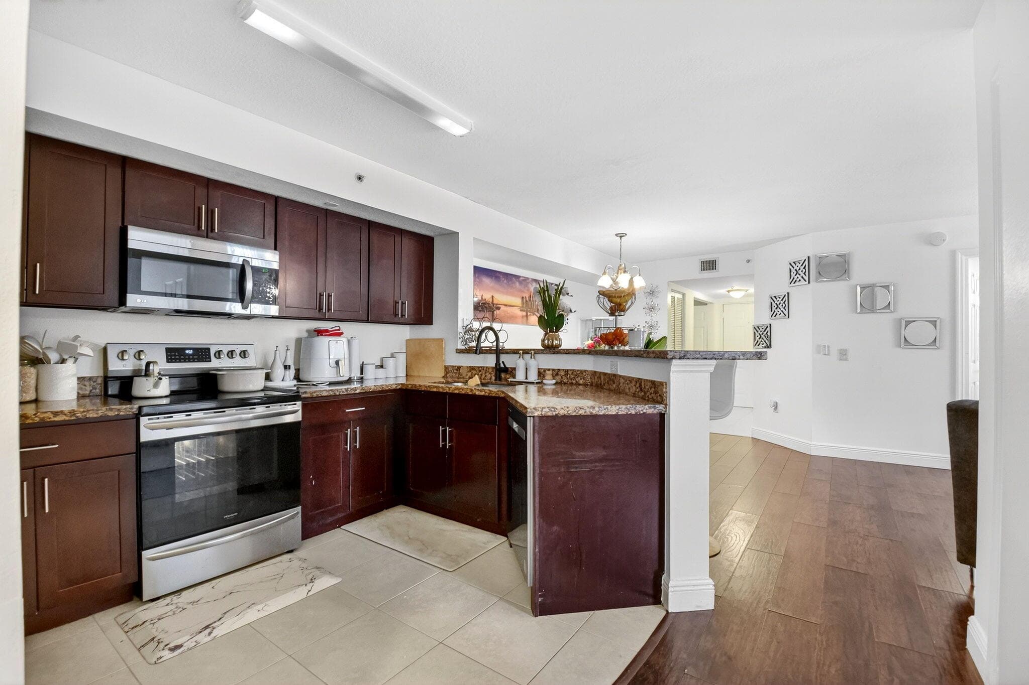 4151 San Marino Boulevard 101, West Palm Beach, FL 33409 — photo 11 of 31