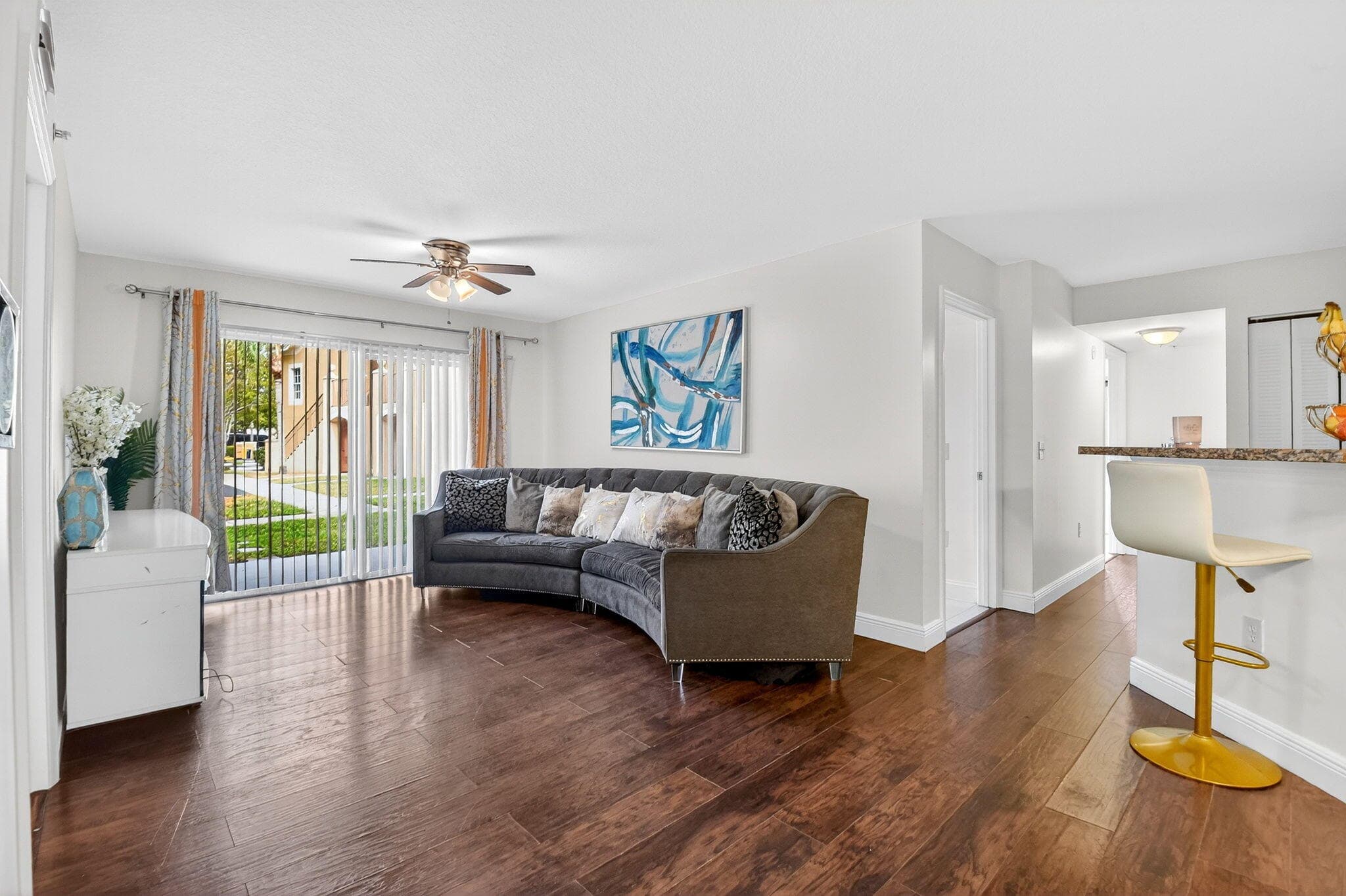 4151 San Marino Boulevard 101, West Palm Beach, FL 33409 — photo 6 of 31