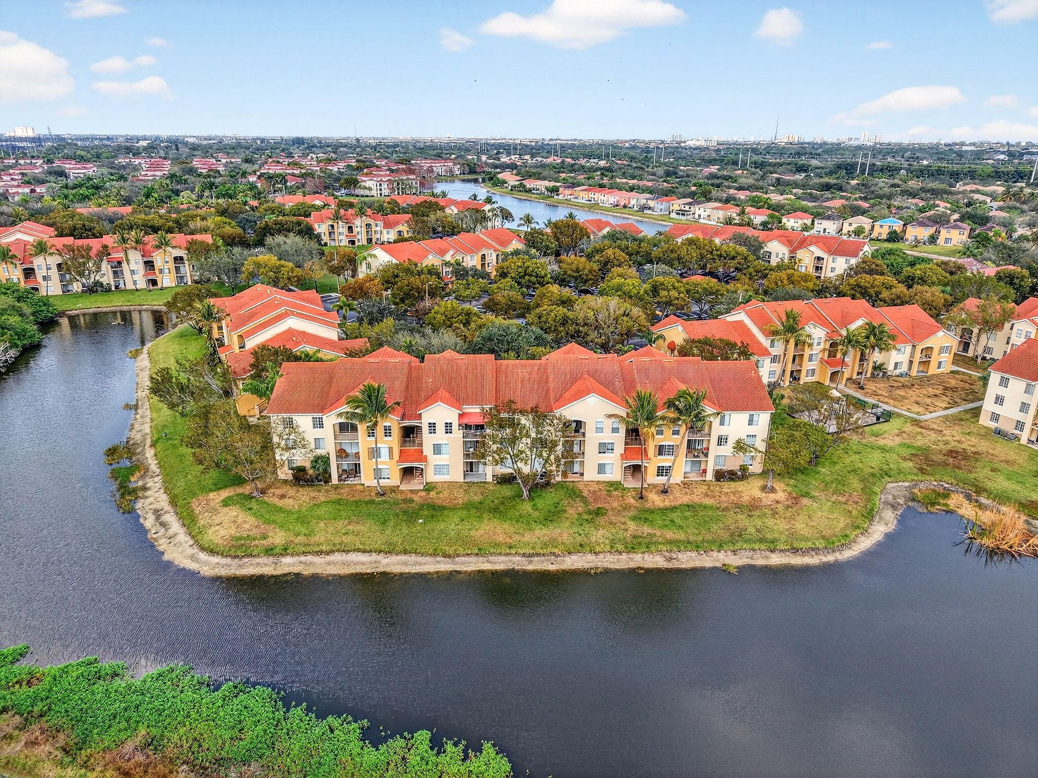 4151 San Marino Boulevard 101, West Palm Beach, FL 33409 — photo 4 of 31