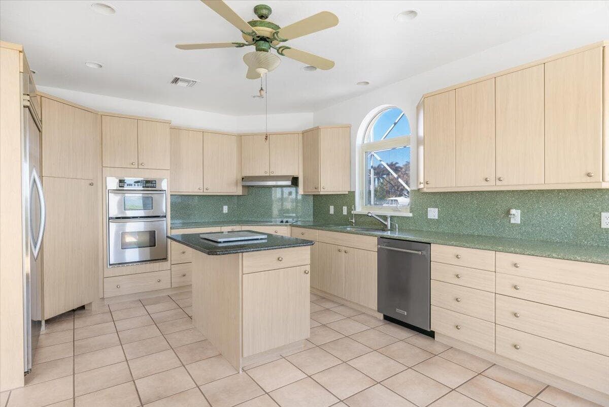 2 Seahorse Lane, Vero Beach, FL 32960 — photo 22 of 70