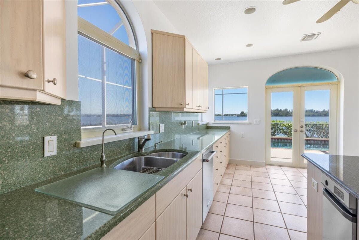 2 Seahorse Lane, Vero Beach, FL 32960 — photo 24 of 70