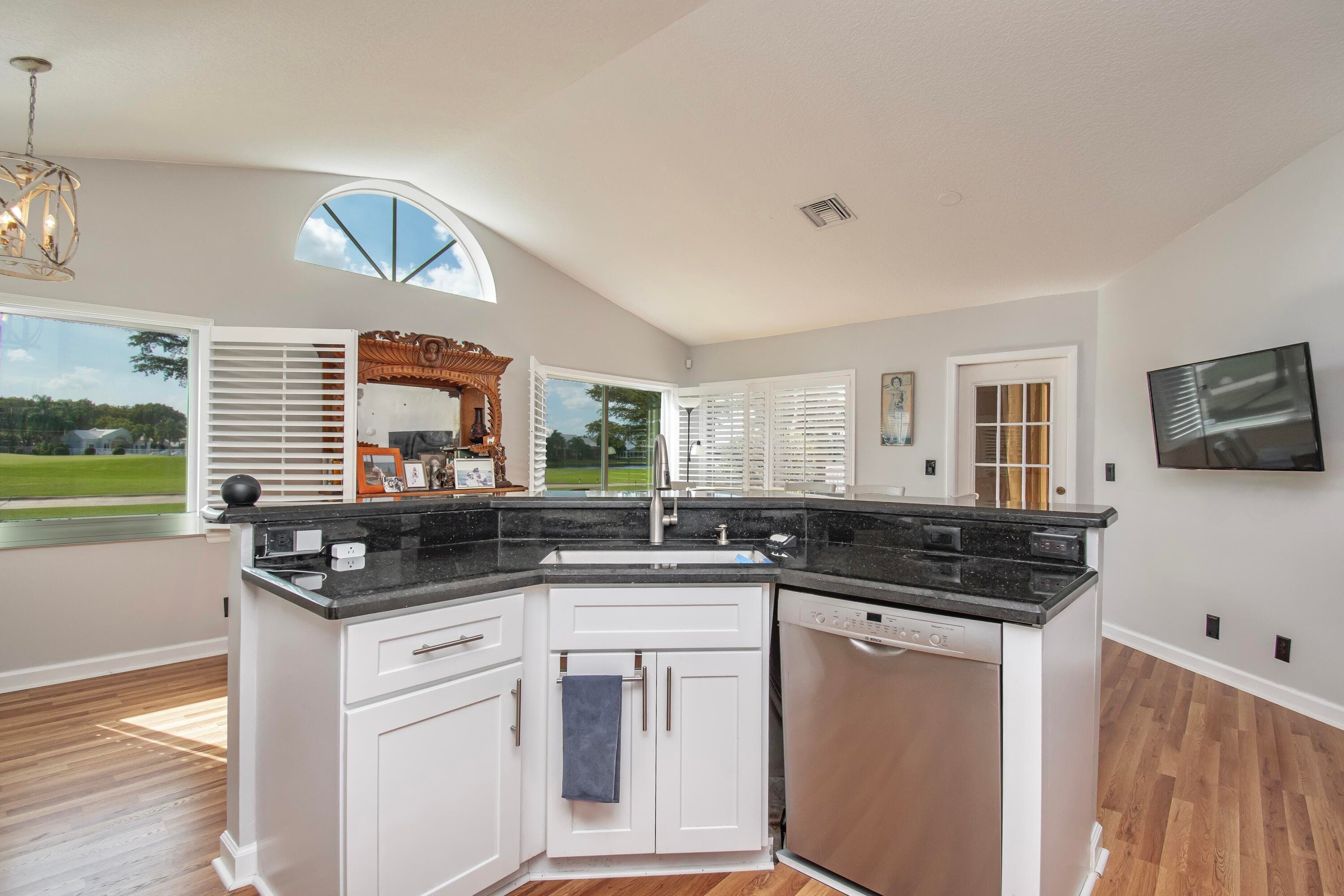 8213 Cassia Drive, Boynton Beach, FL 33472 — photo 12 of 58