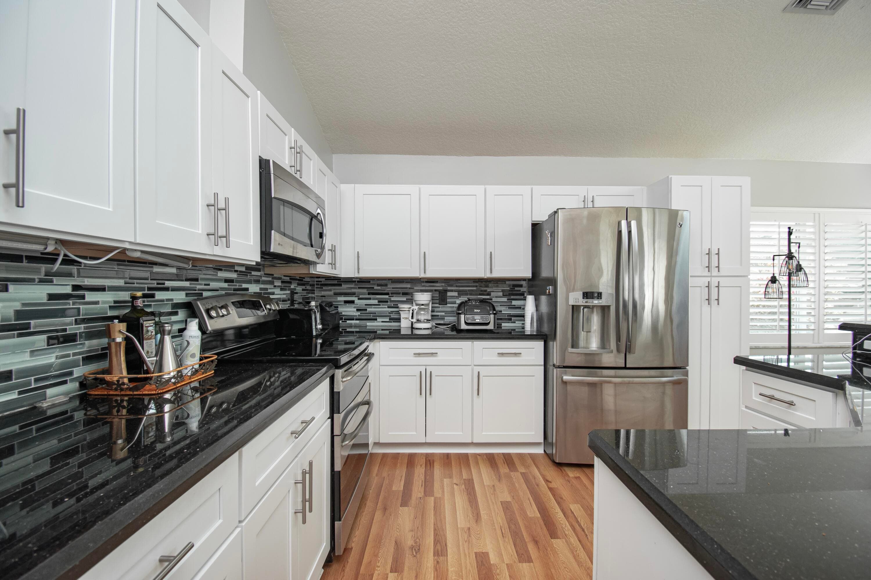 8213 Cassia Drive, Boynton Beach, FL 33472 — photo 10 of 58
