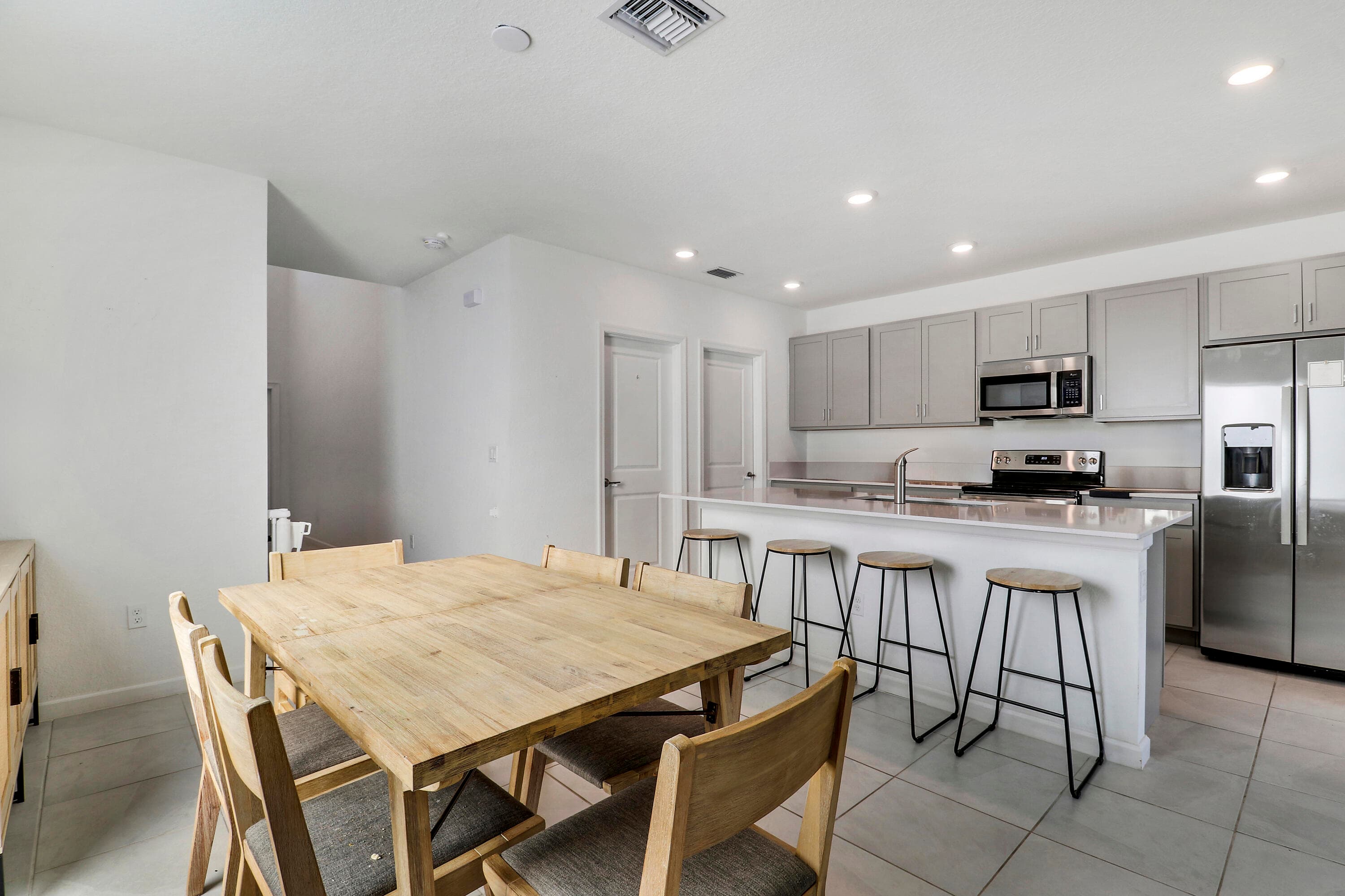 4233 Troon Place, Fort Pierce, FL 34947 — photo 10 of 31