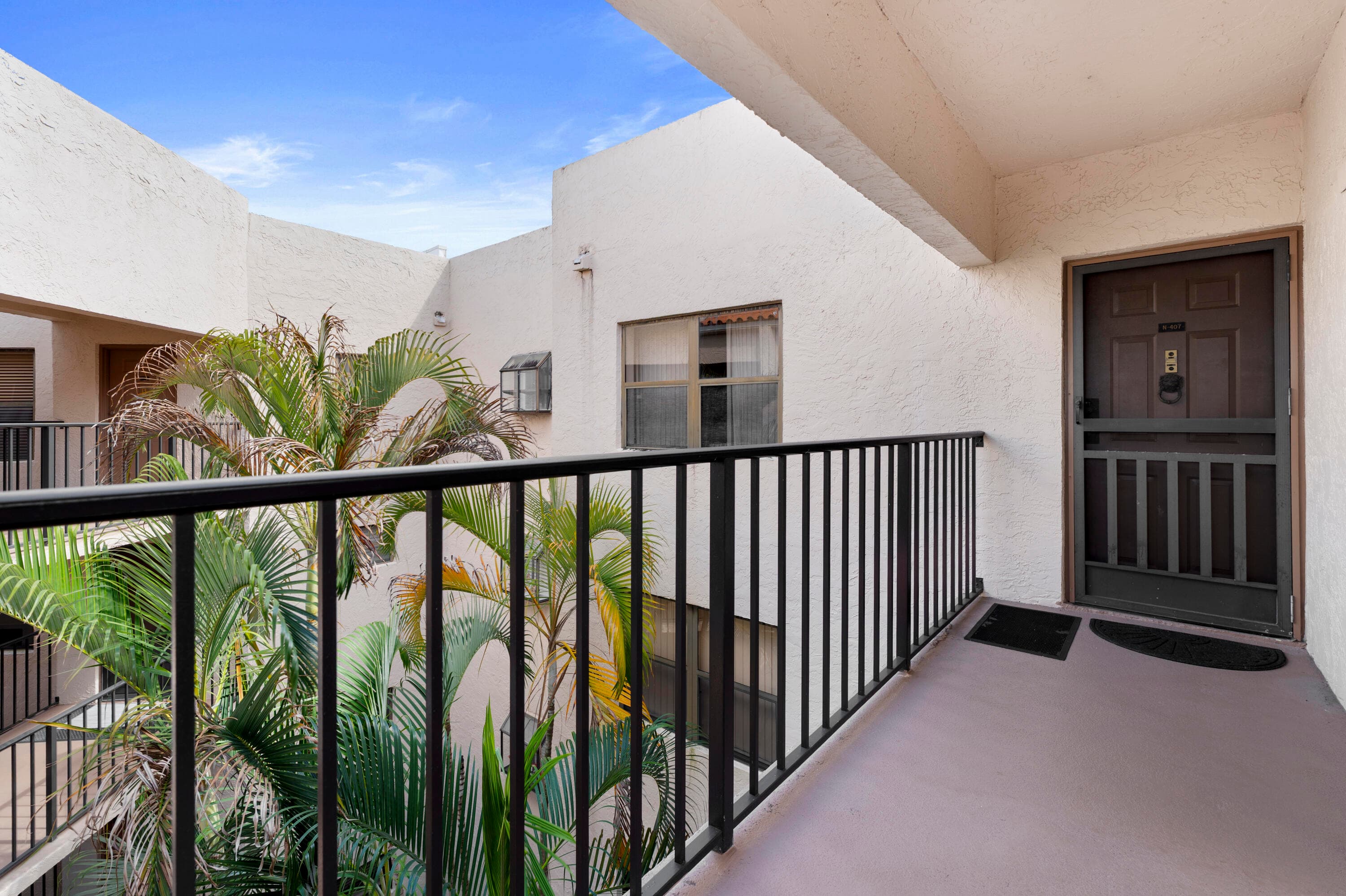7507 La Paz Boulevard 407, Boca Raton, FL 33433 — photo 4 of 31
