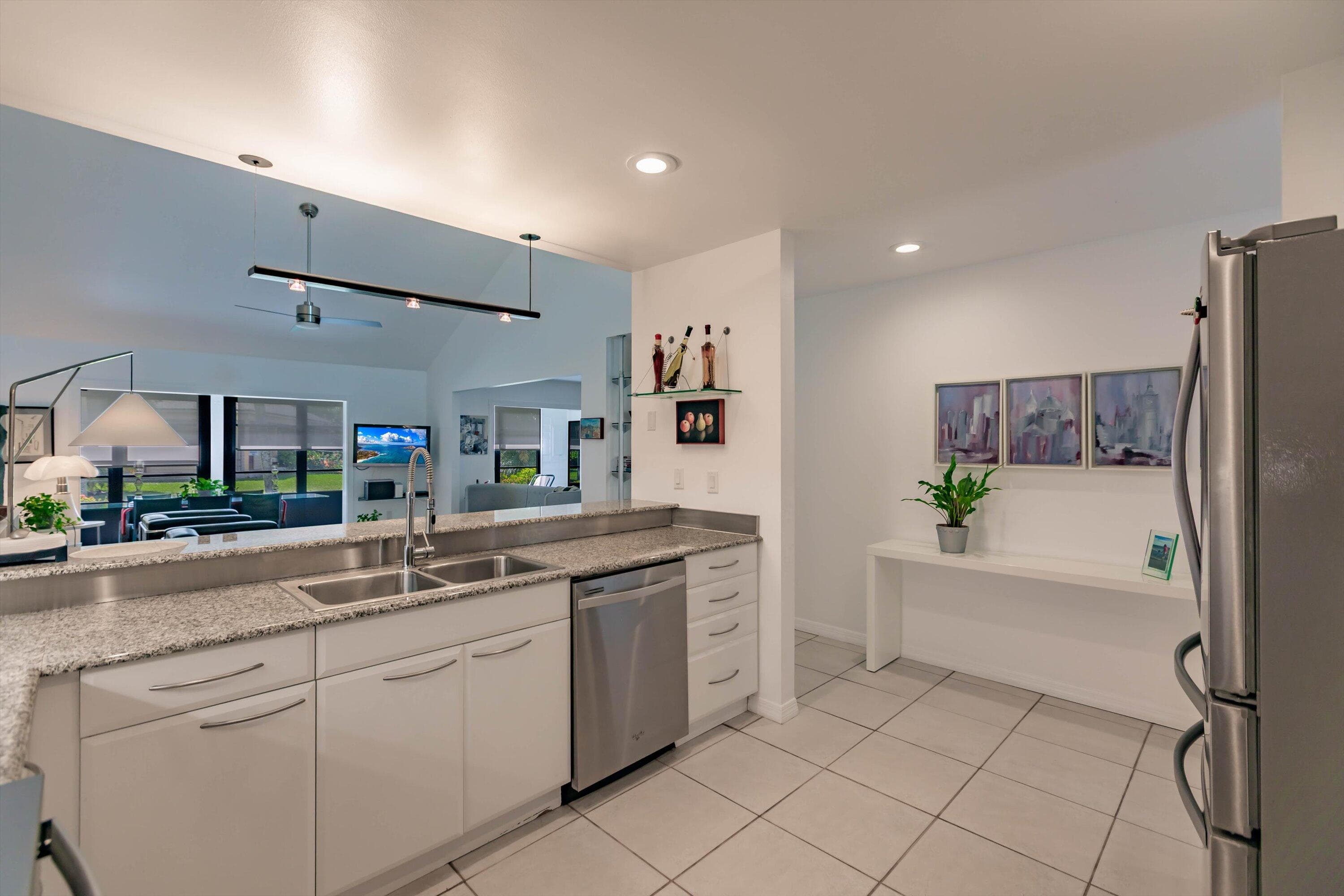 6115 SE Georgetown Place 1006, Hobe Sound, FL 33455 — photo 18 of 68