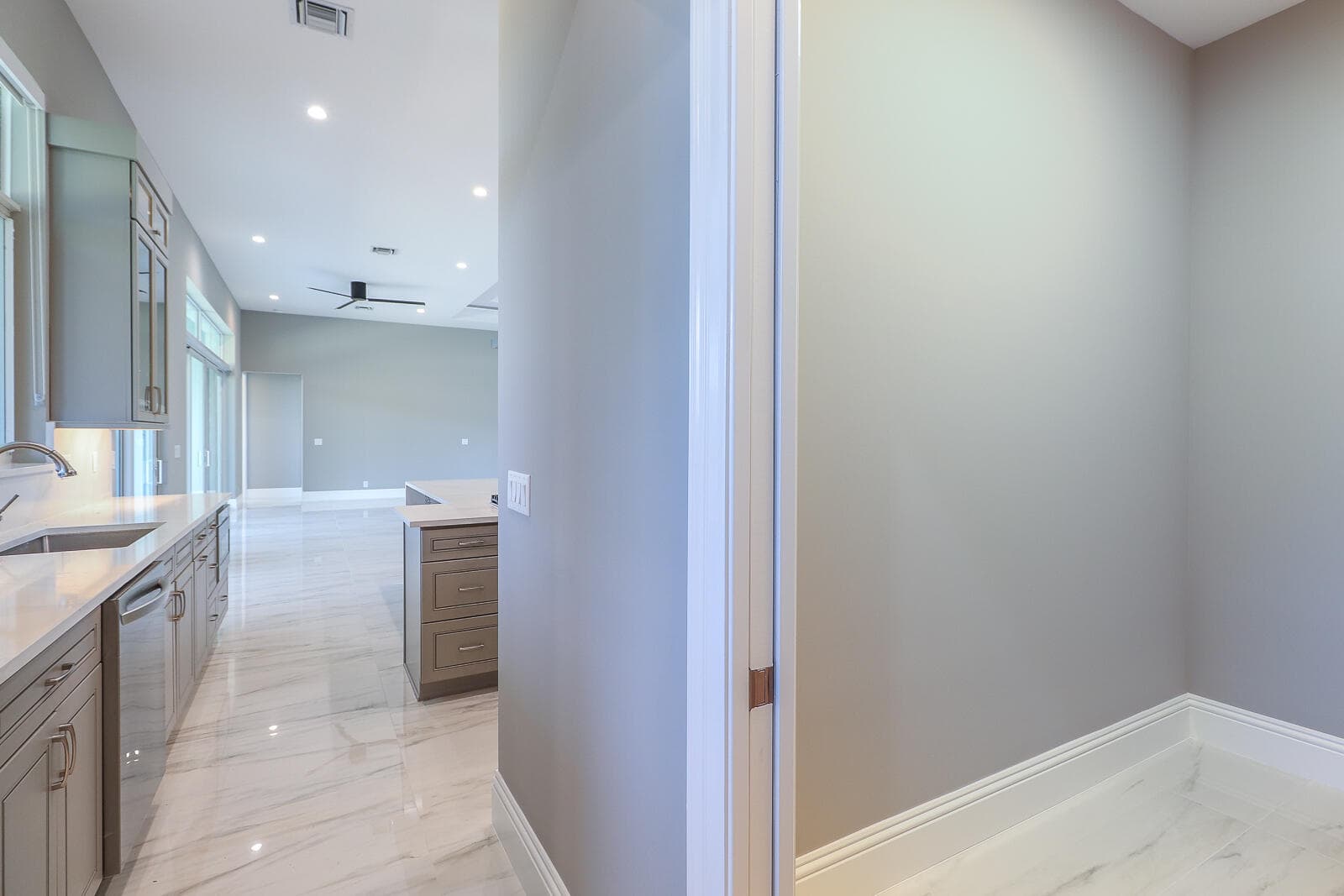 7595 155th Place N, Palm Beach Gardens, FL 33418 — photo 16 of 63