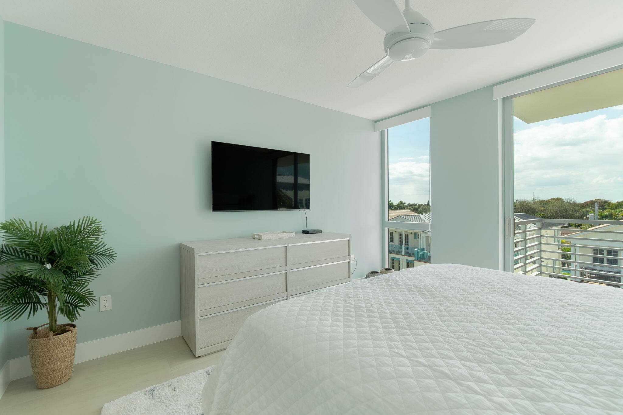 111 SE 1st Avenue 404, Delray Beach, FL 33444 — photo 11 of 55