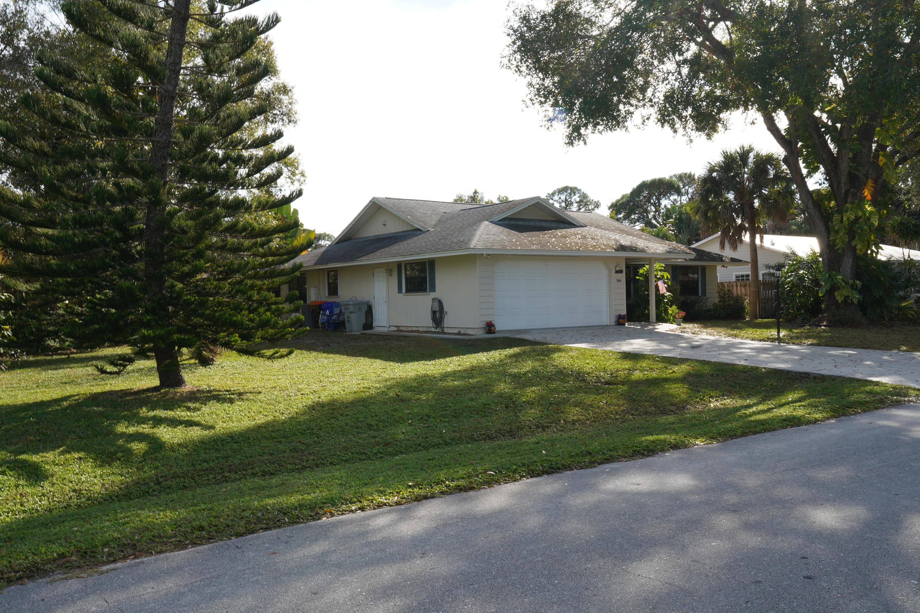 166 23rd Avenue, Vero Beach, FL 32962 — photo 3 of 50