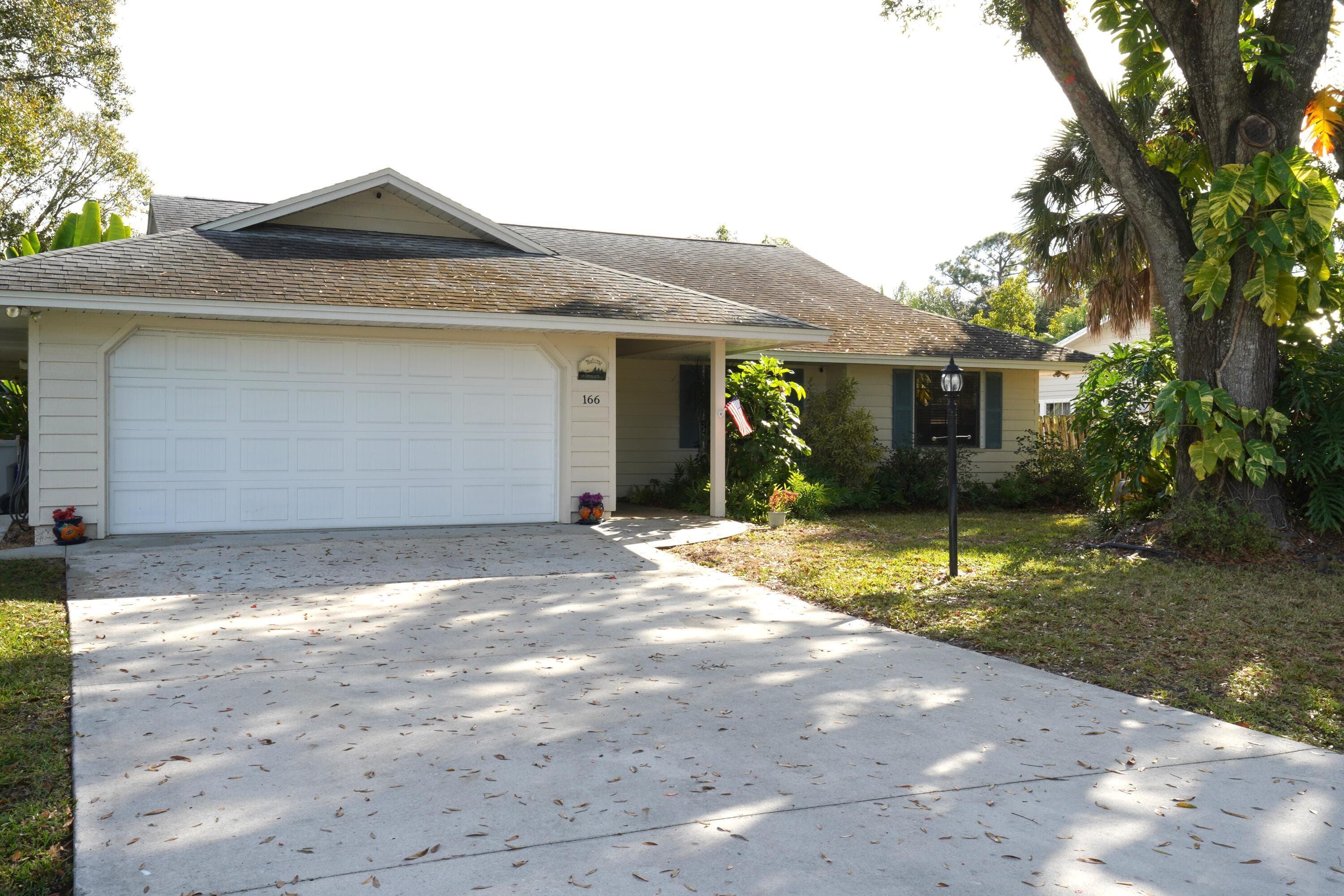 166 23rd Avenue, Vero Beach, FL 32962 — photo 2 of 50