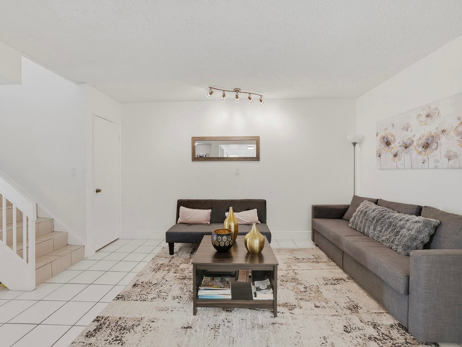 9702 NW 5th Lane 9702, Miami, FL 33172 — photo 2 of 20