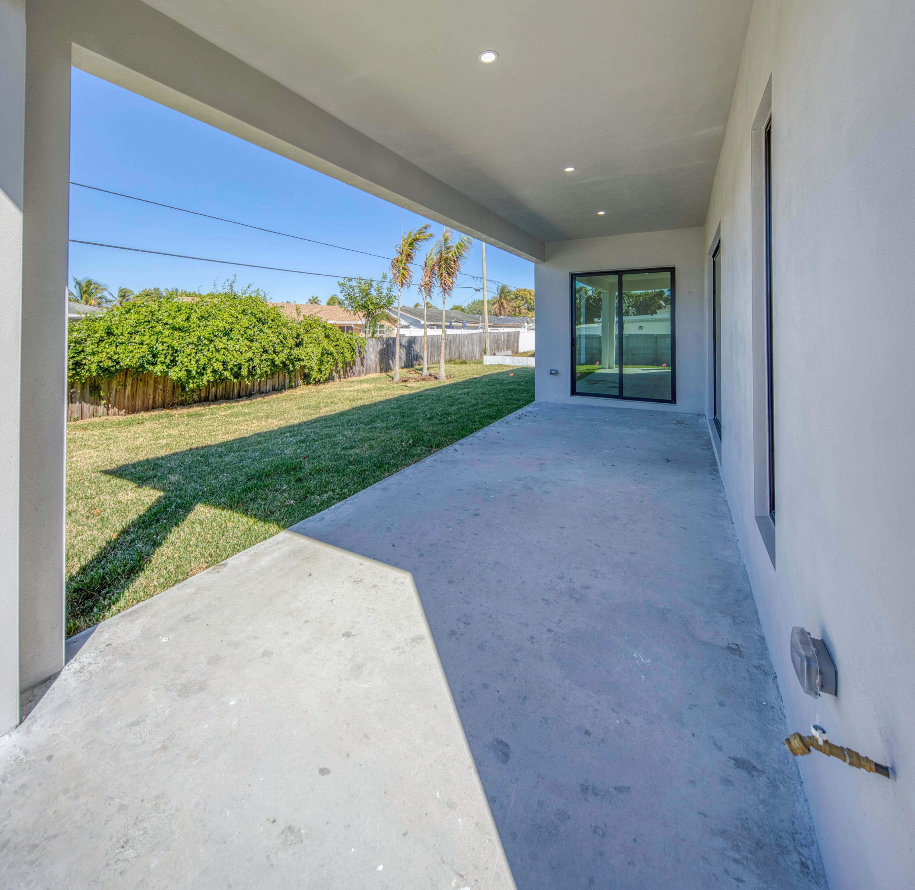 4855 Elmhurst Road, West Palm Beach, FL 33417 — photo 11 of 36