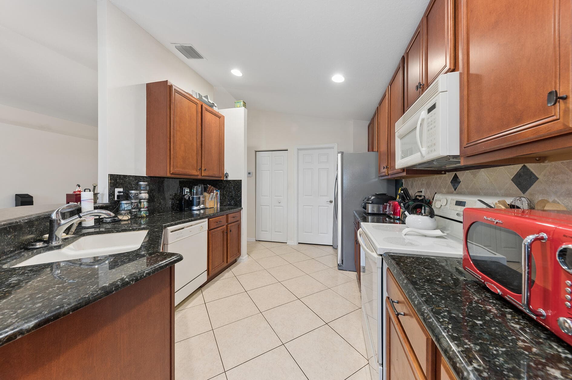 12024 Roma Road, Boynton Beach, FL 33437 — photo 5 of 30
