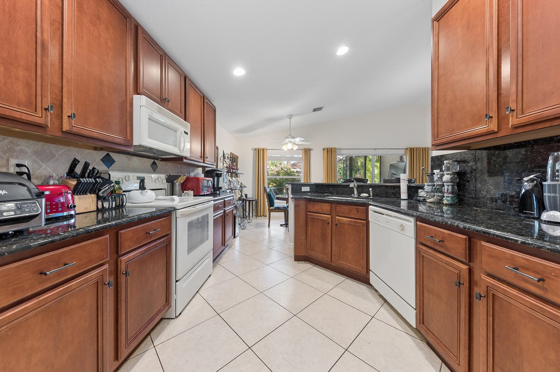 12024 Roma Road, Boynton Beach, FL 33437 — photo 4 of 30