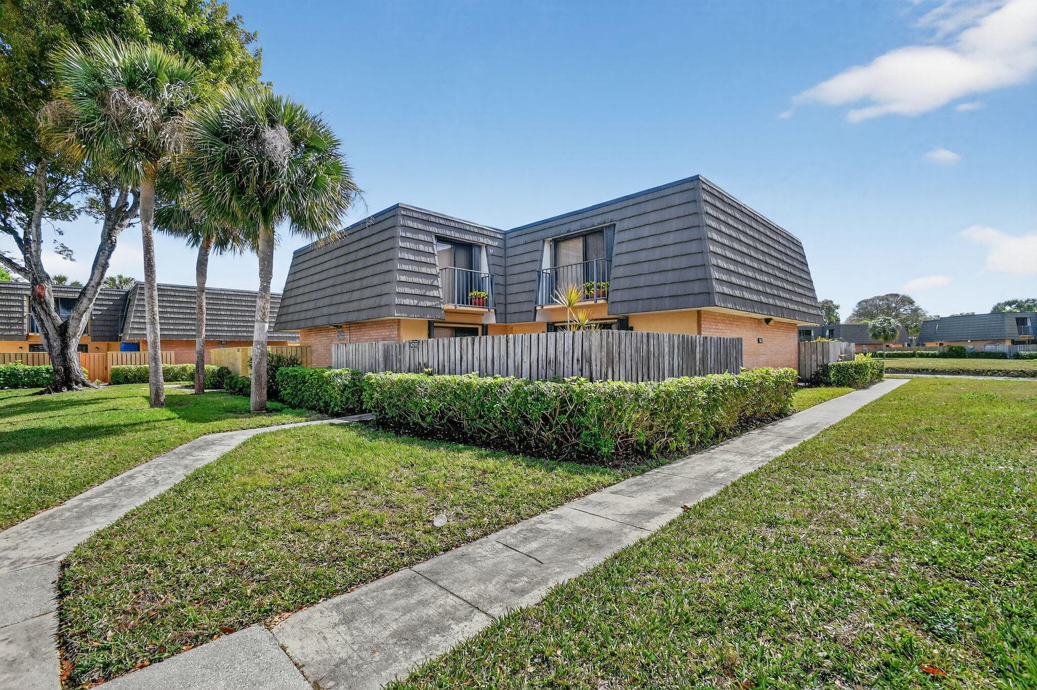 4210 42nd Way, West Palm Beach, FL 33407 — photo 2 of 52