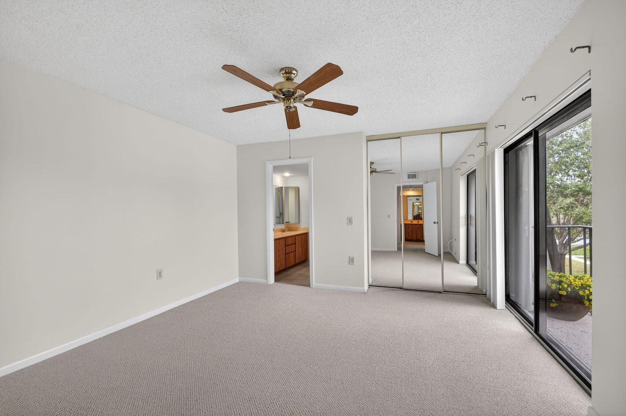 4210 42nd Way, West Palm Beach, FL 33407 — photo 21 of 52