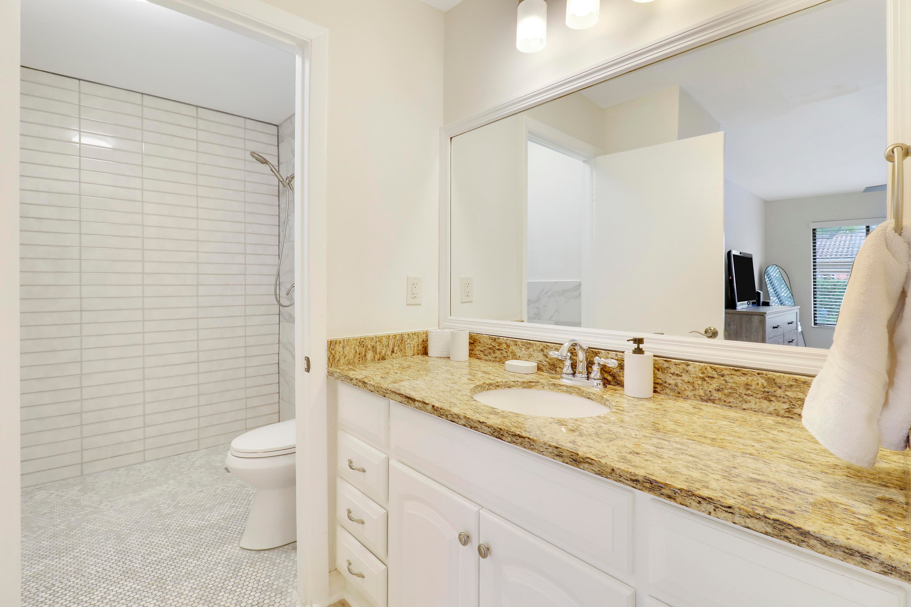 1107 Duncan Circle 102, Palm Beach Gardens, FL 33418 — photo 16 of 20