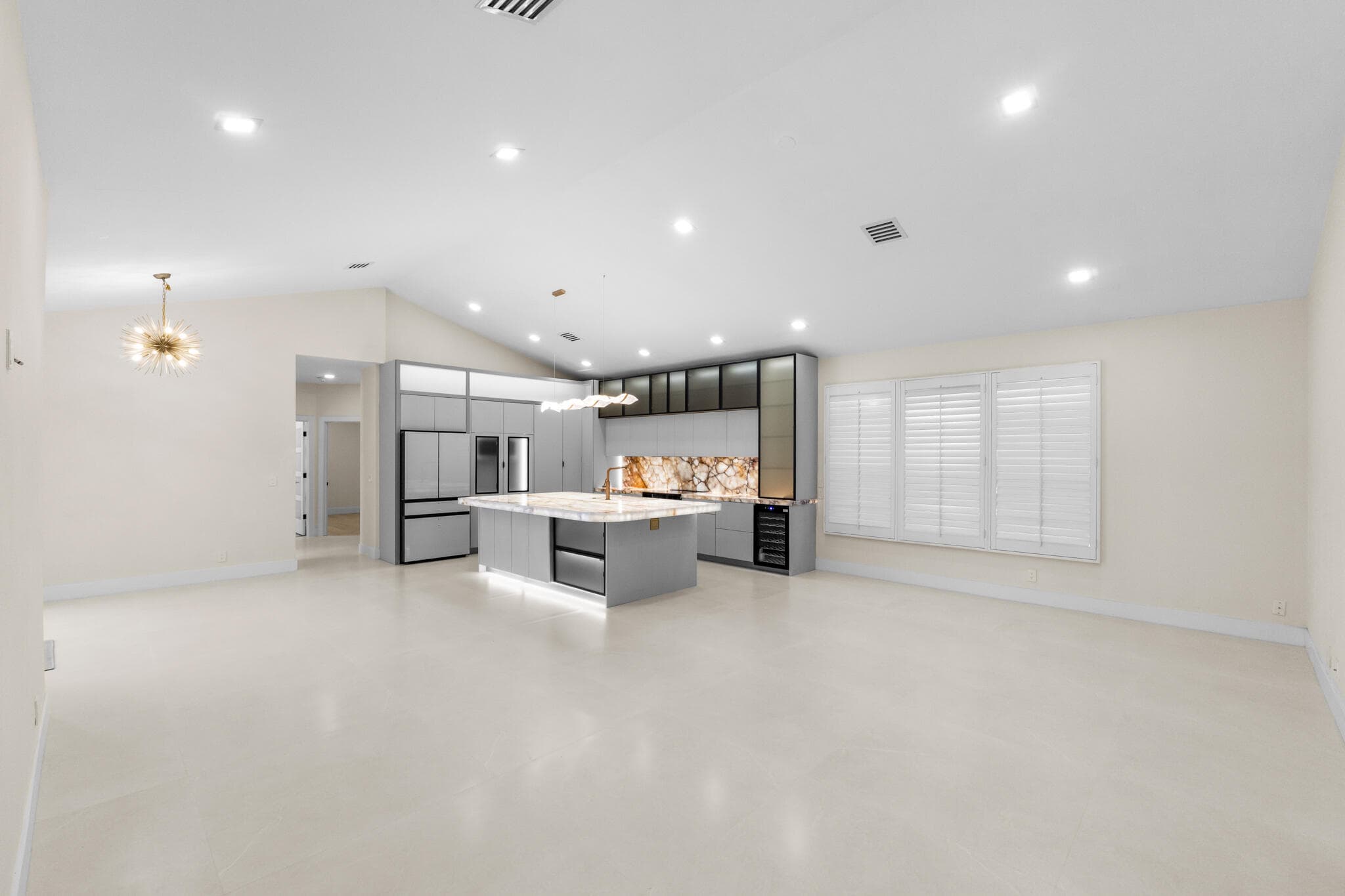 7686 La Corniche Circle, Boca Raton, FL 33433 — photo 4 of 35
