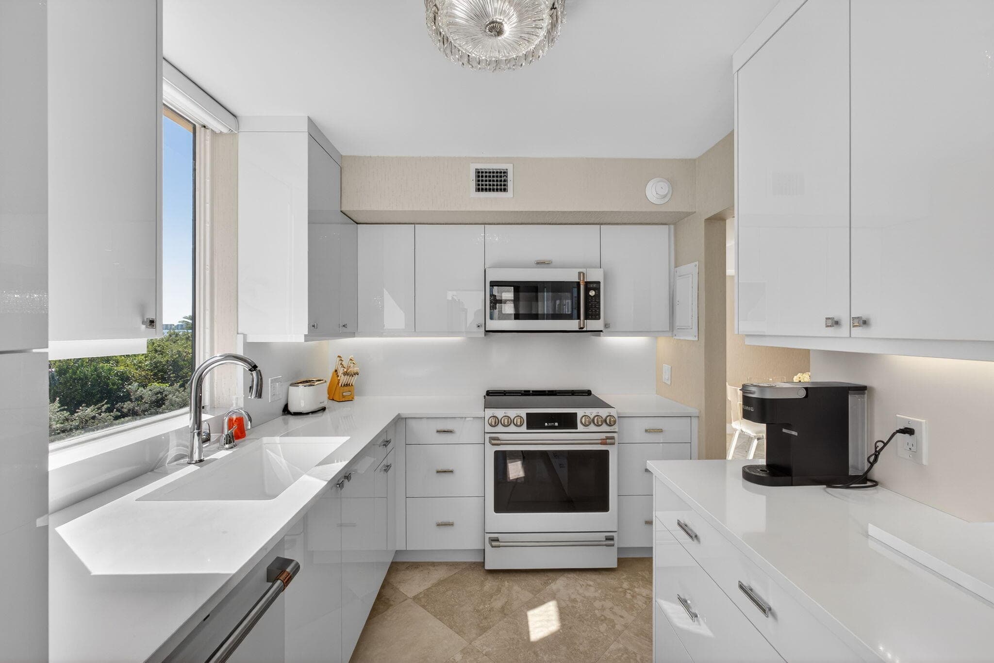 5380 N Ocean Drive 3b, Singer Island, FL 33404 — photo 7 of 47