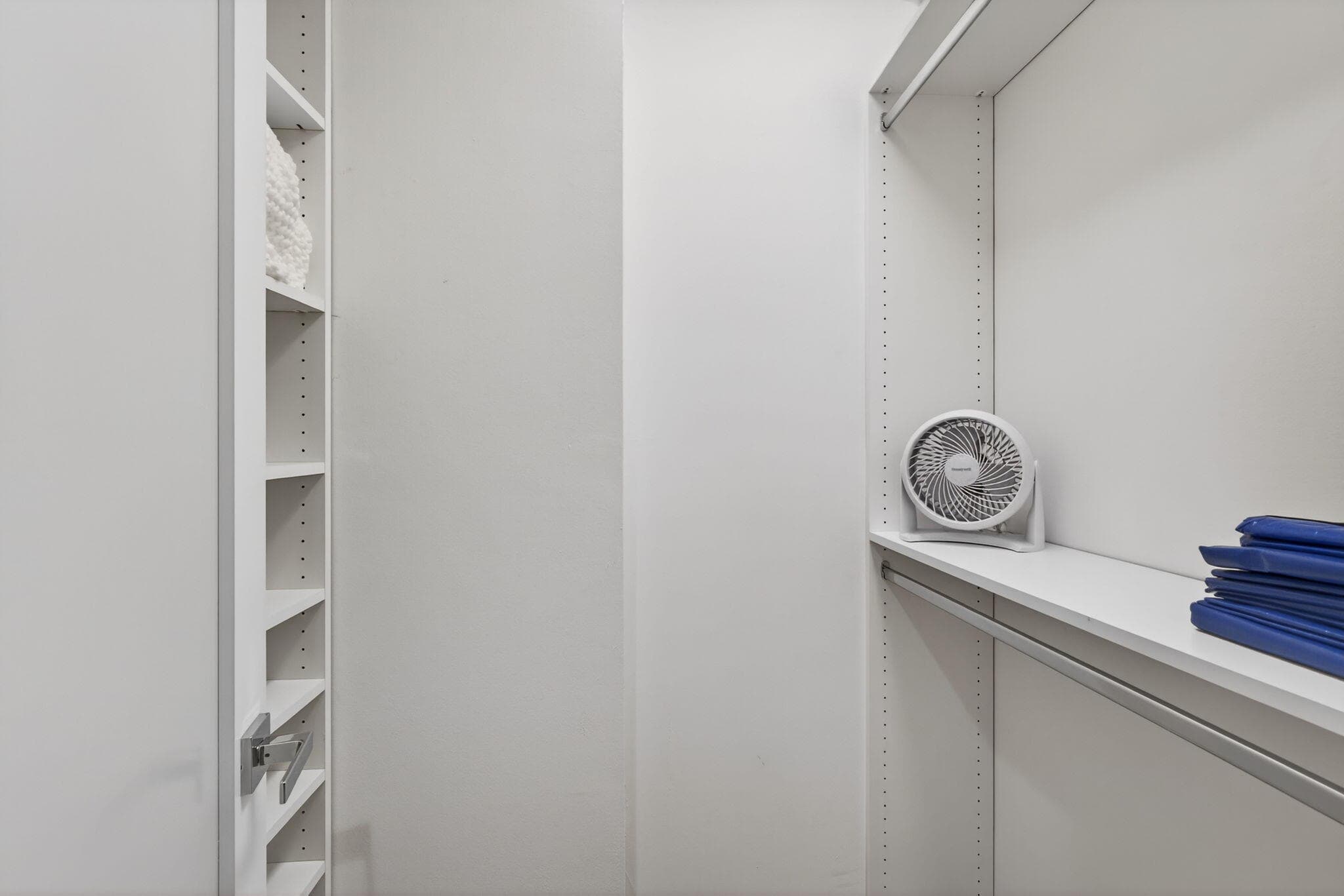 5380 N Ocean Drive 3b, Singer Island, FL 33404 — photo 33 of 47