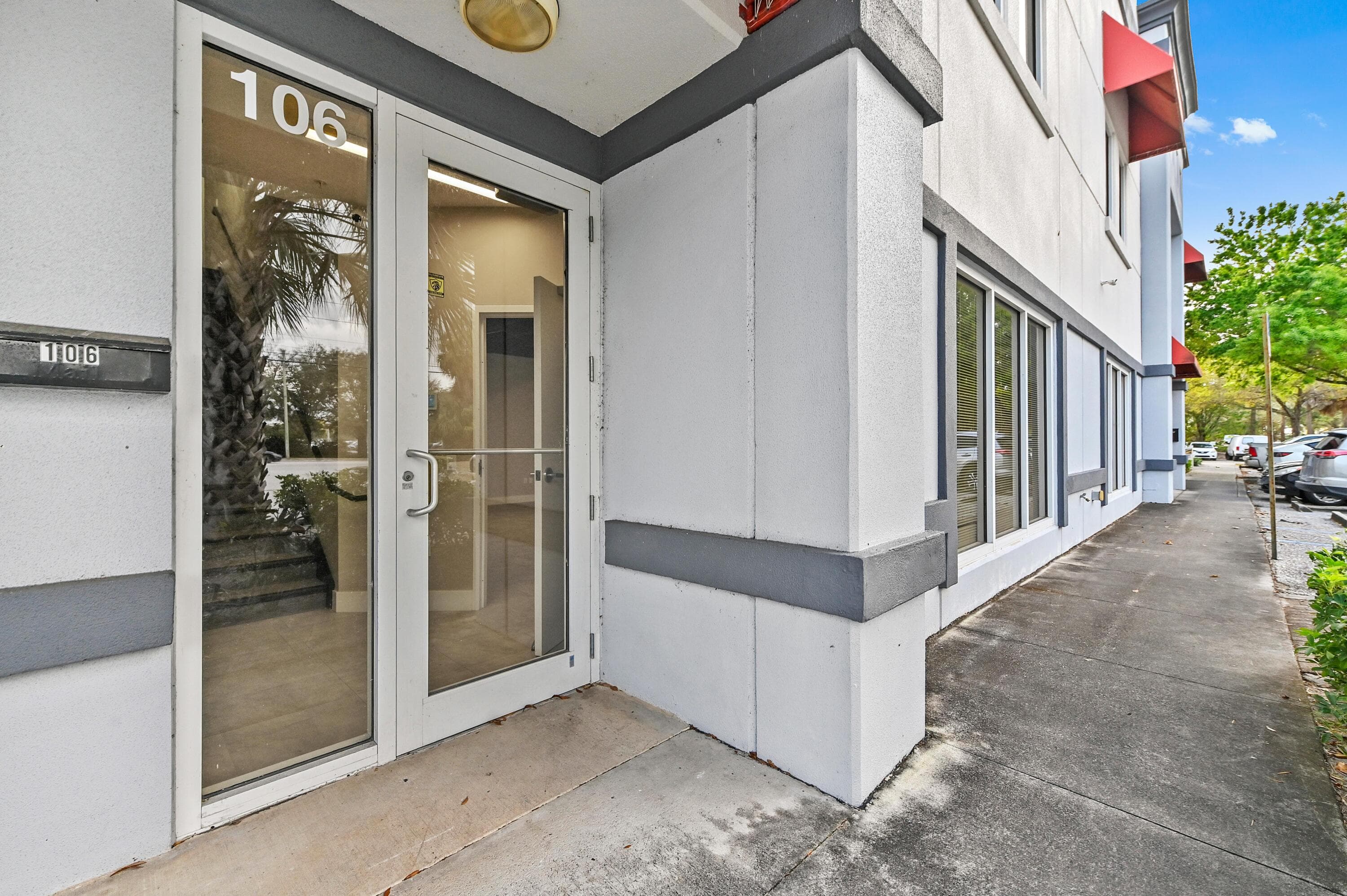 4050 Westgate Avenue 106, West Palm Beach, FL 33409 — photo 4 of 42