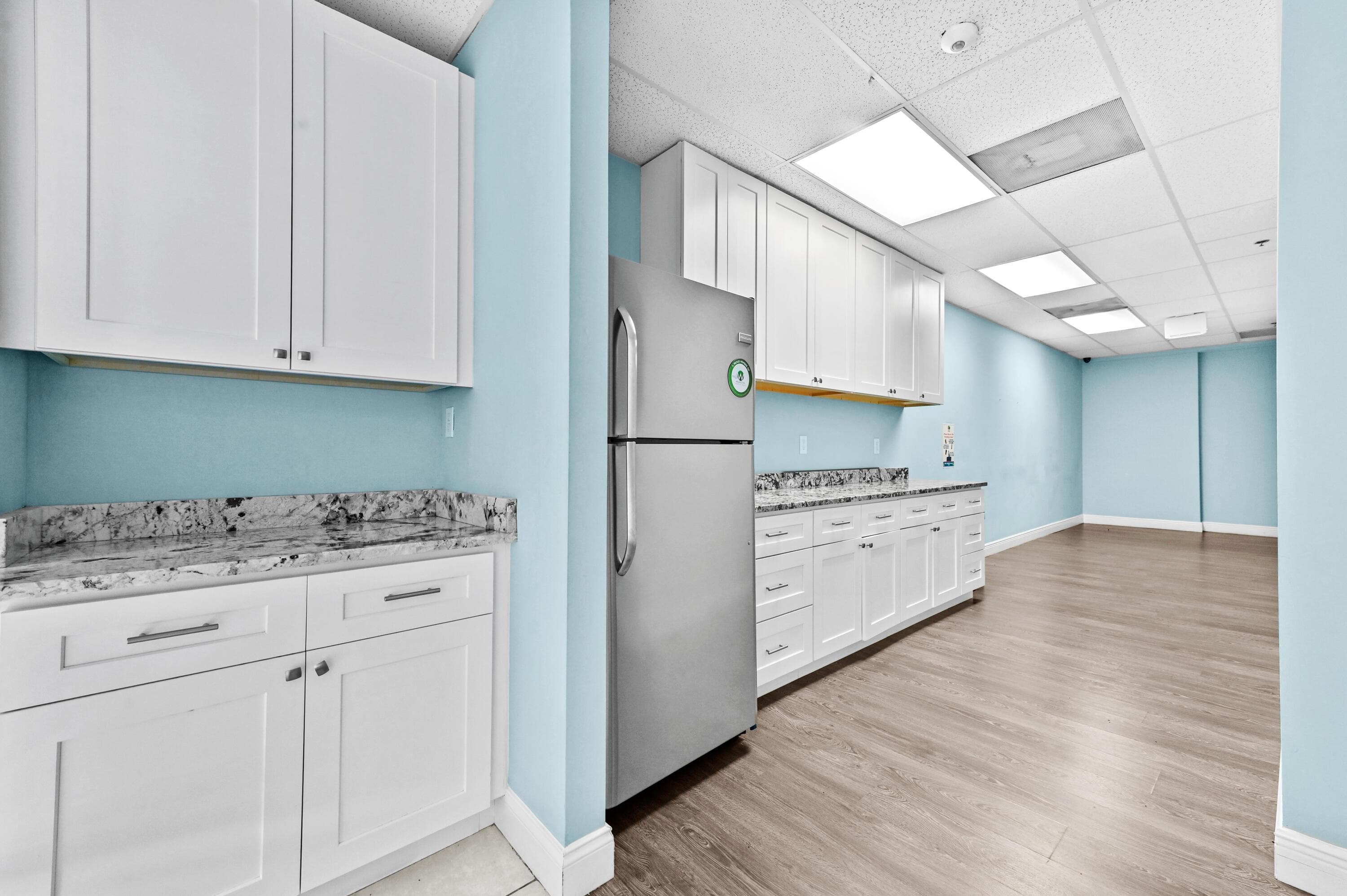 4050 Westgate Avenue 106, West Palm Beach, FL 33409 — photo 25 of 42